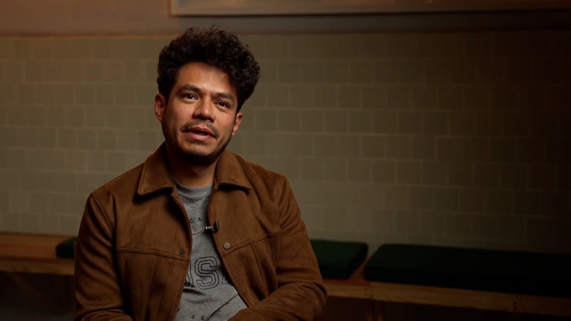 Memo Villegas, conocido como "El teniente harina" es coprotagonista, de esta película. (Netflix)