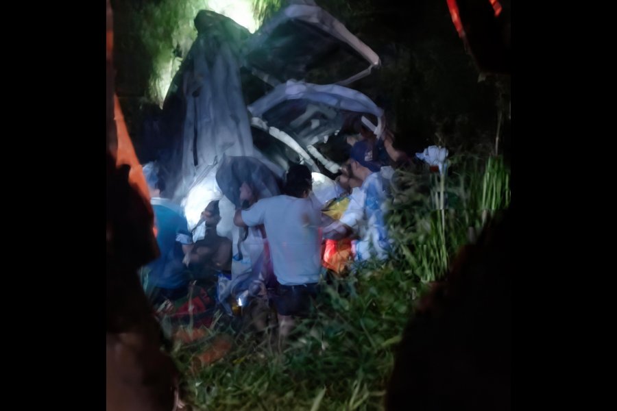 Murieron tres hinchas de Juventud Antoniana de Salta en un tr&aacute;gico accidente cuando regresaban de ver un partido