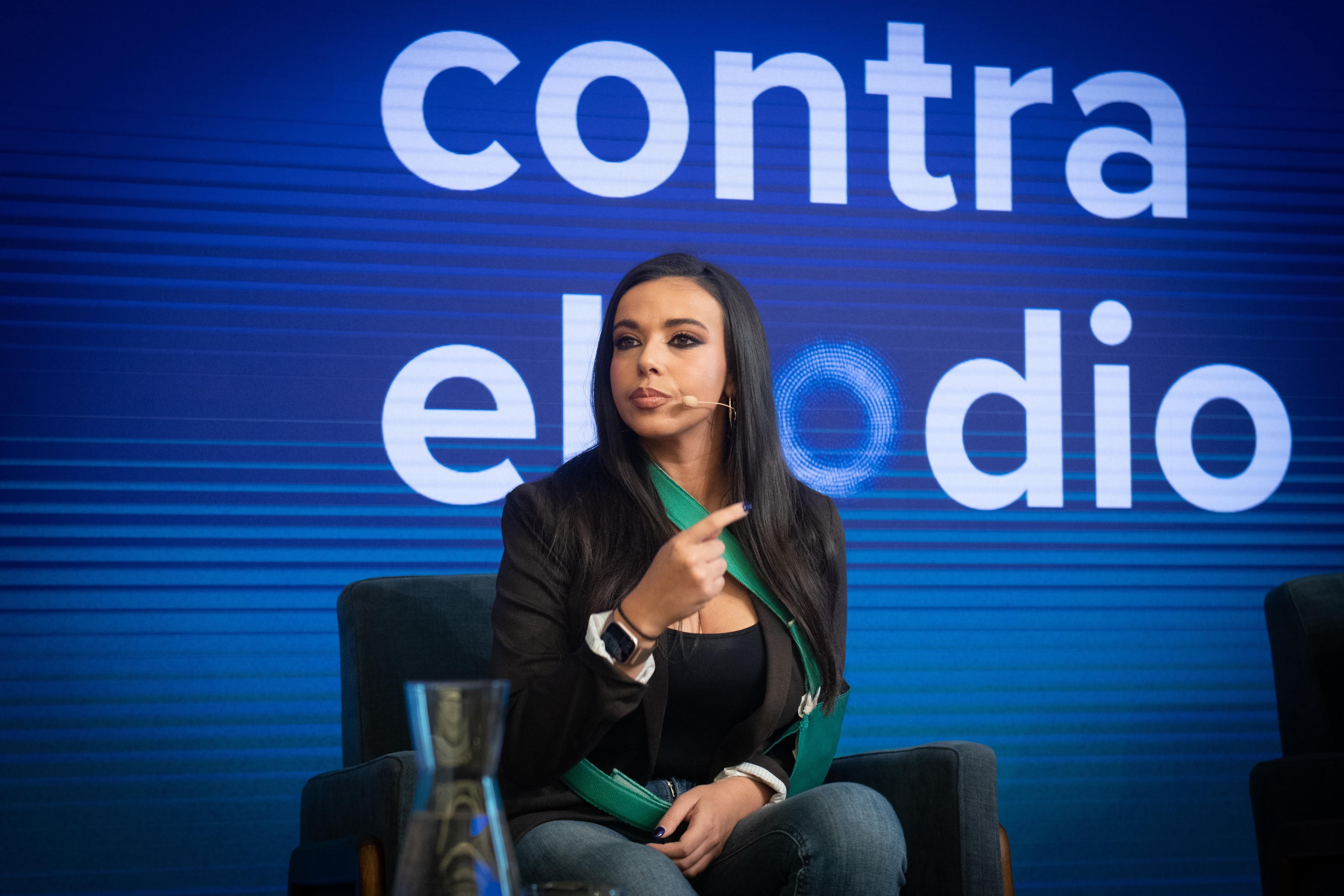 El PSOE lleva al Congreso una proposición que denuncia el “preocupante”  acoso a Sarah Santaolalla o Héctor de Miguel por parte de la extrema  derecha - Infobae