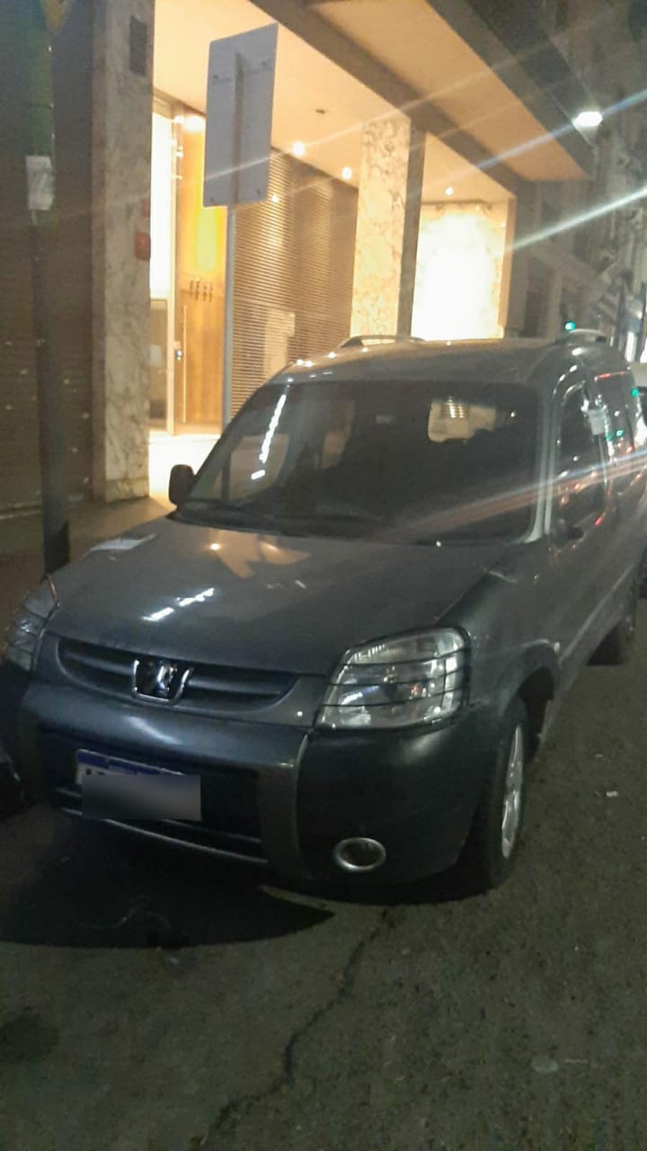 The Peugeot Partner, in which the murderers fled, was kidnapped by members of the City Police