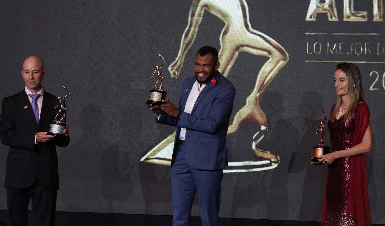Anthony Zambrano fue premiado por el Comité Olímpico Colombiano como el mejor deportista del año en Colombia / (Comité Olímpico Colombiano)