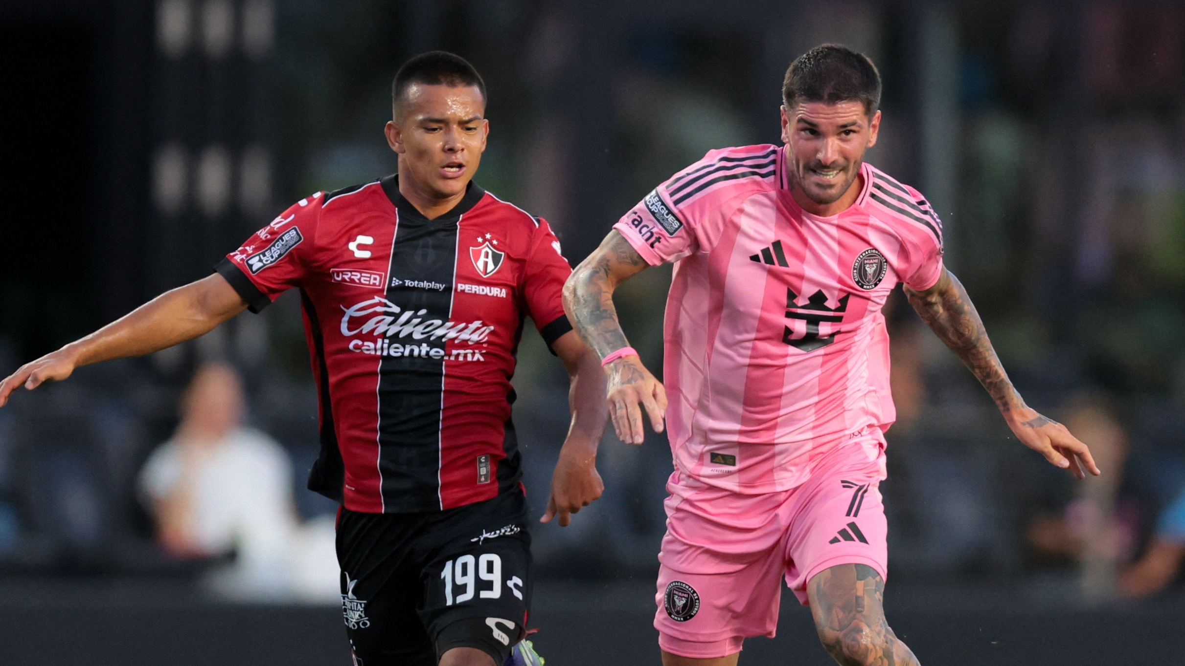 Un gesto que causó furor y el mensaje para su “amigo” Messi: así fue el debut de Rodrigo De Paul en Inter Miami
