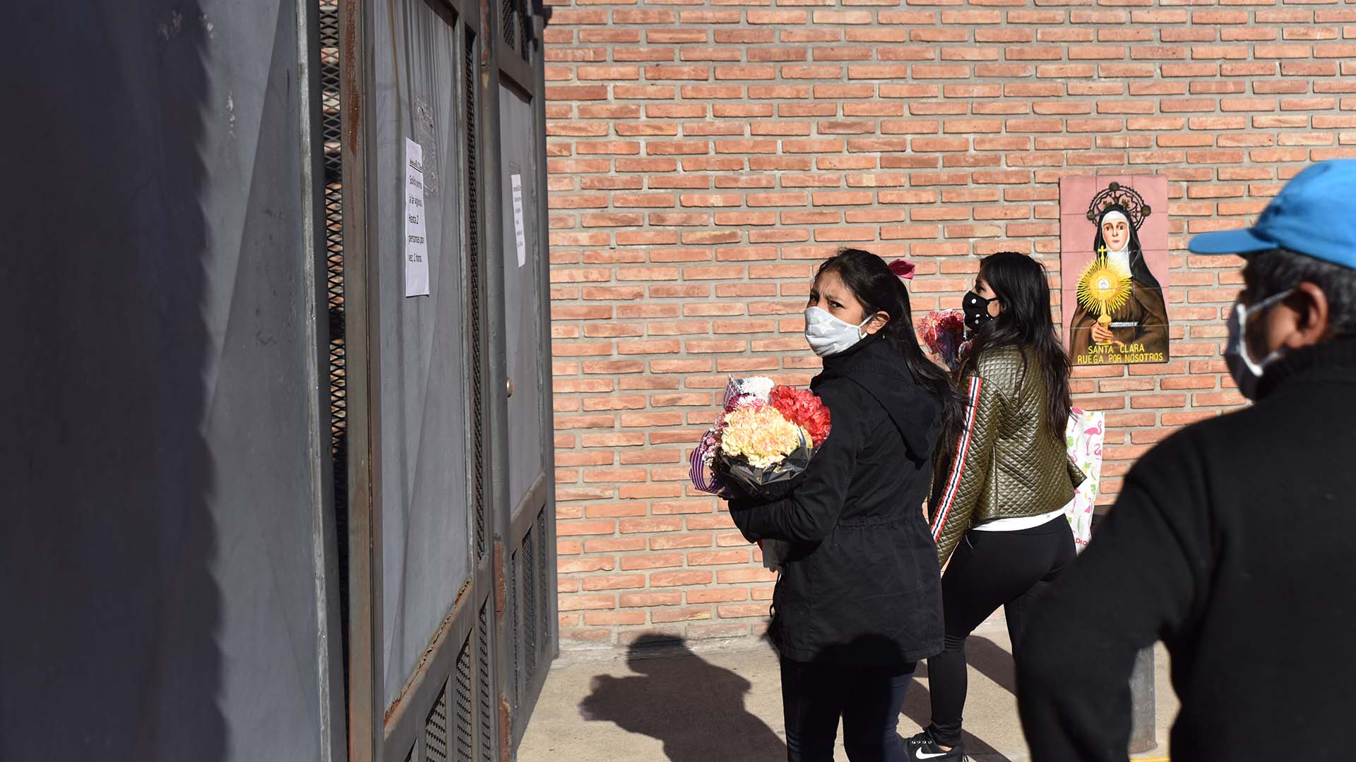 El horario de apertura será todos los días, incluso feriados, de 8 a 17