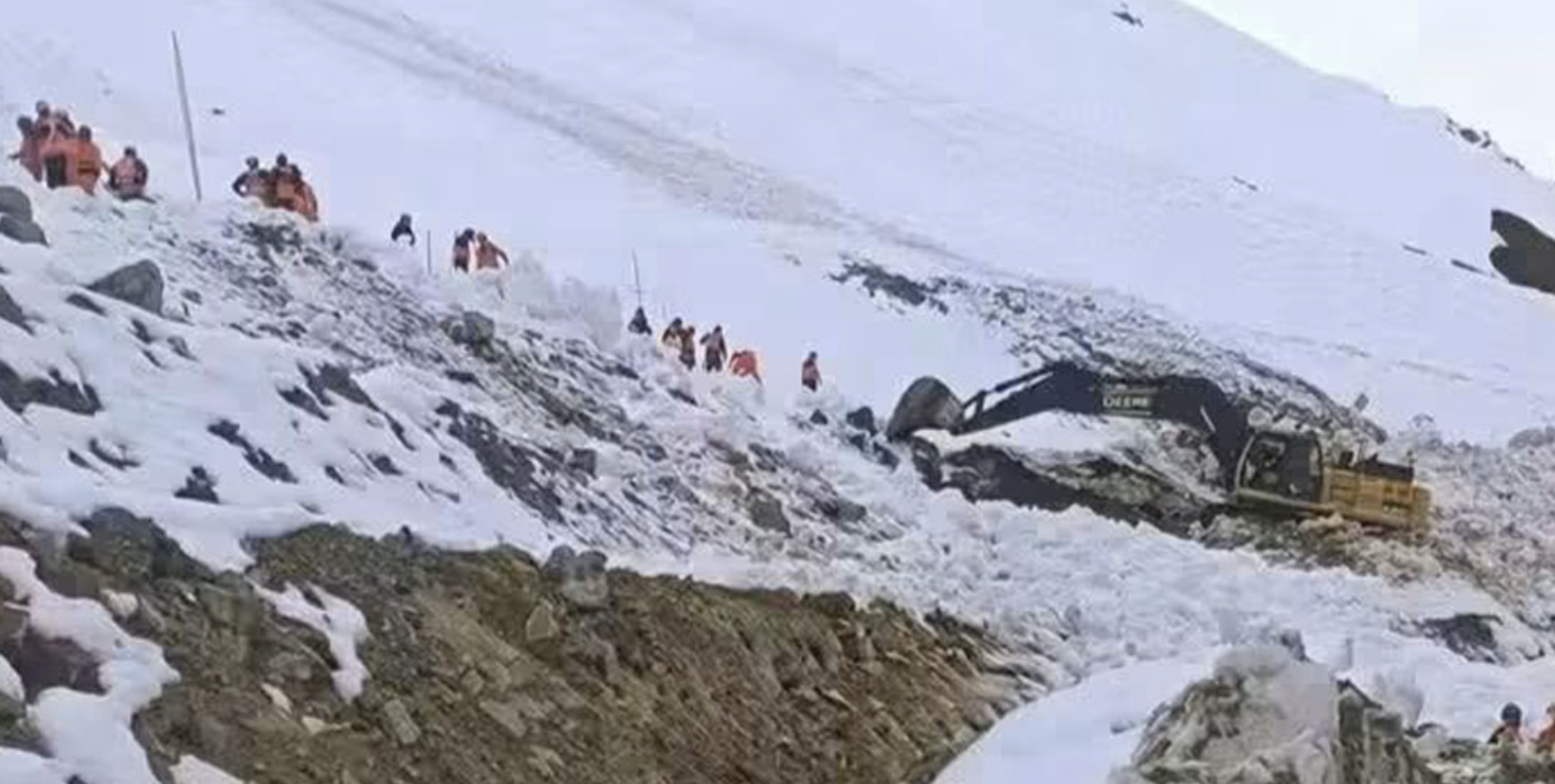 Dos trabajadores murieron luego de quedar atrapados por un alud de barro en una mina de Chile