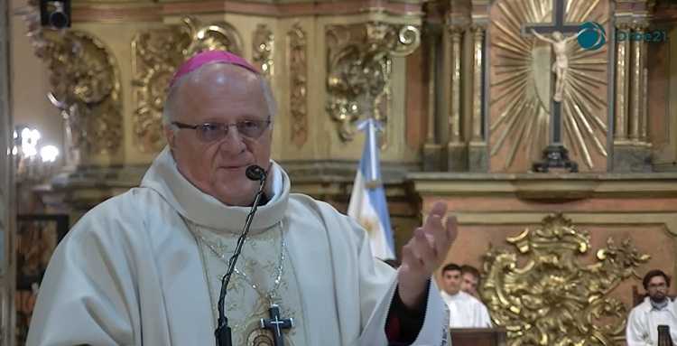 En su primera misa como nuncio, Banach transmiti&oacute; dos mensajes de Le&oacute;n XIV antes de la hist&oacute;rica visita al pa&iacute;s