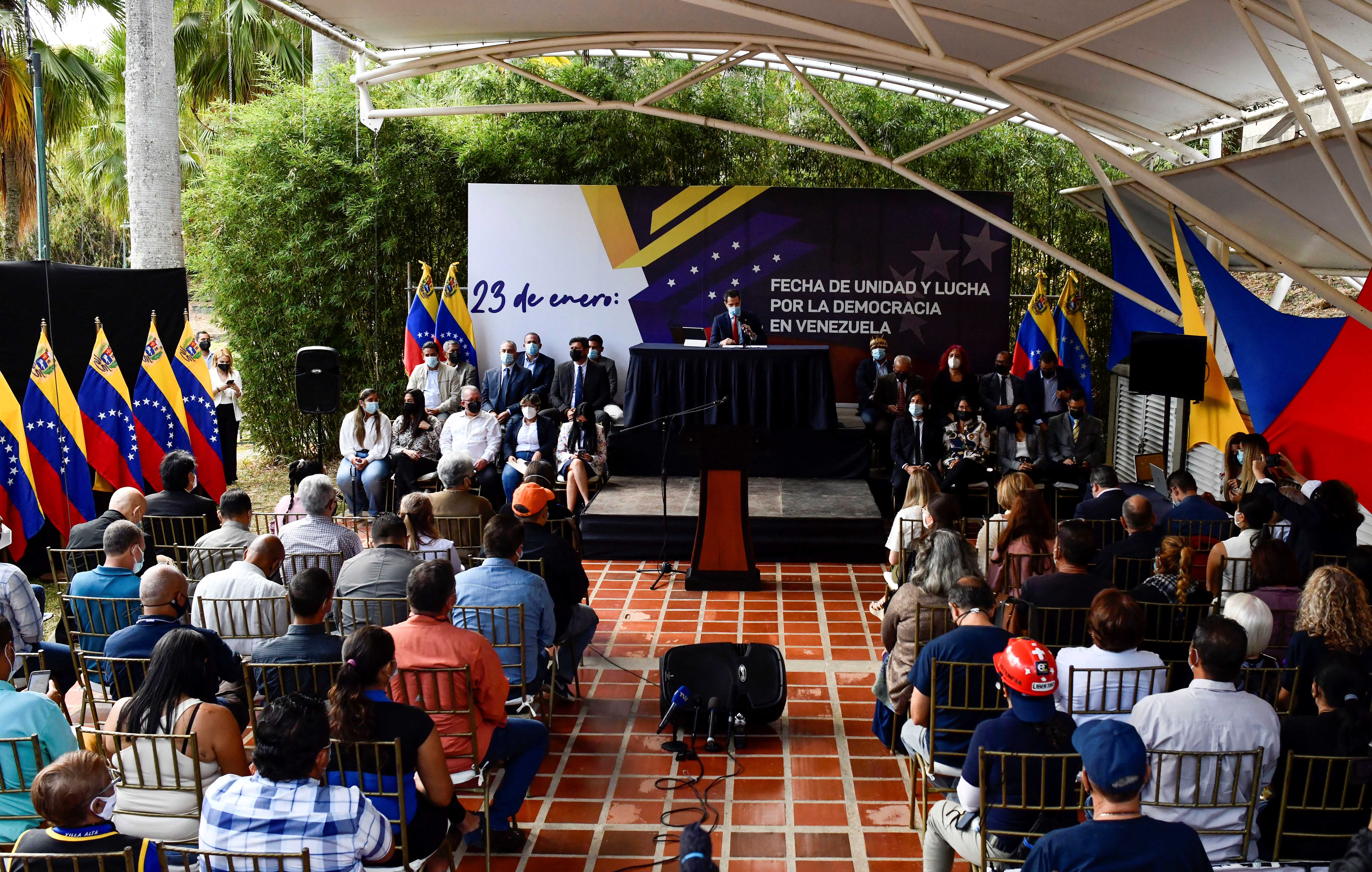 Guaidó llamó a una unificación de la oposición venezolana (REUTERS/Gaby Oraa)