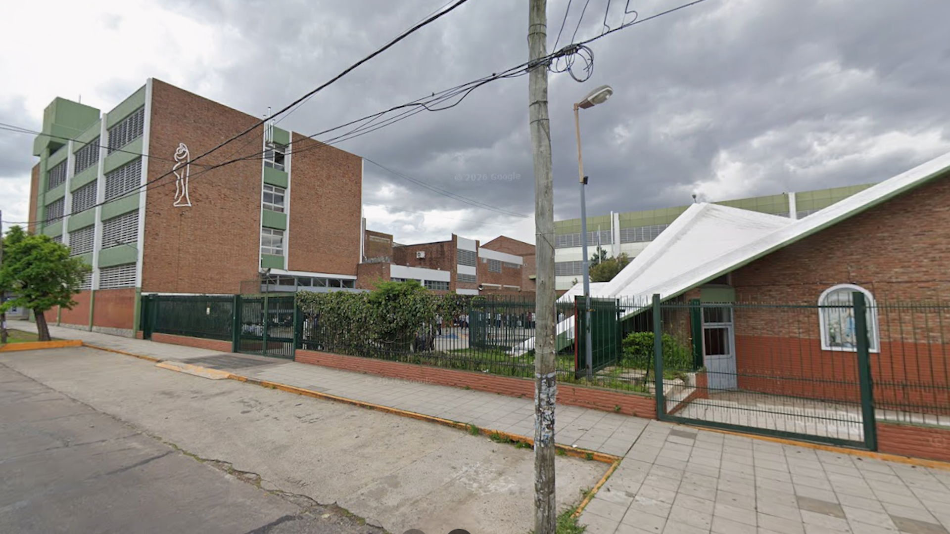 "Los chicos compraban las fotos": nueva denuncia contra alumnos por crear y vender con IA imágenes de compañeras desnudas