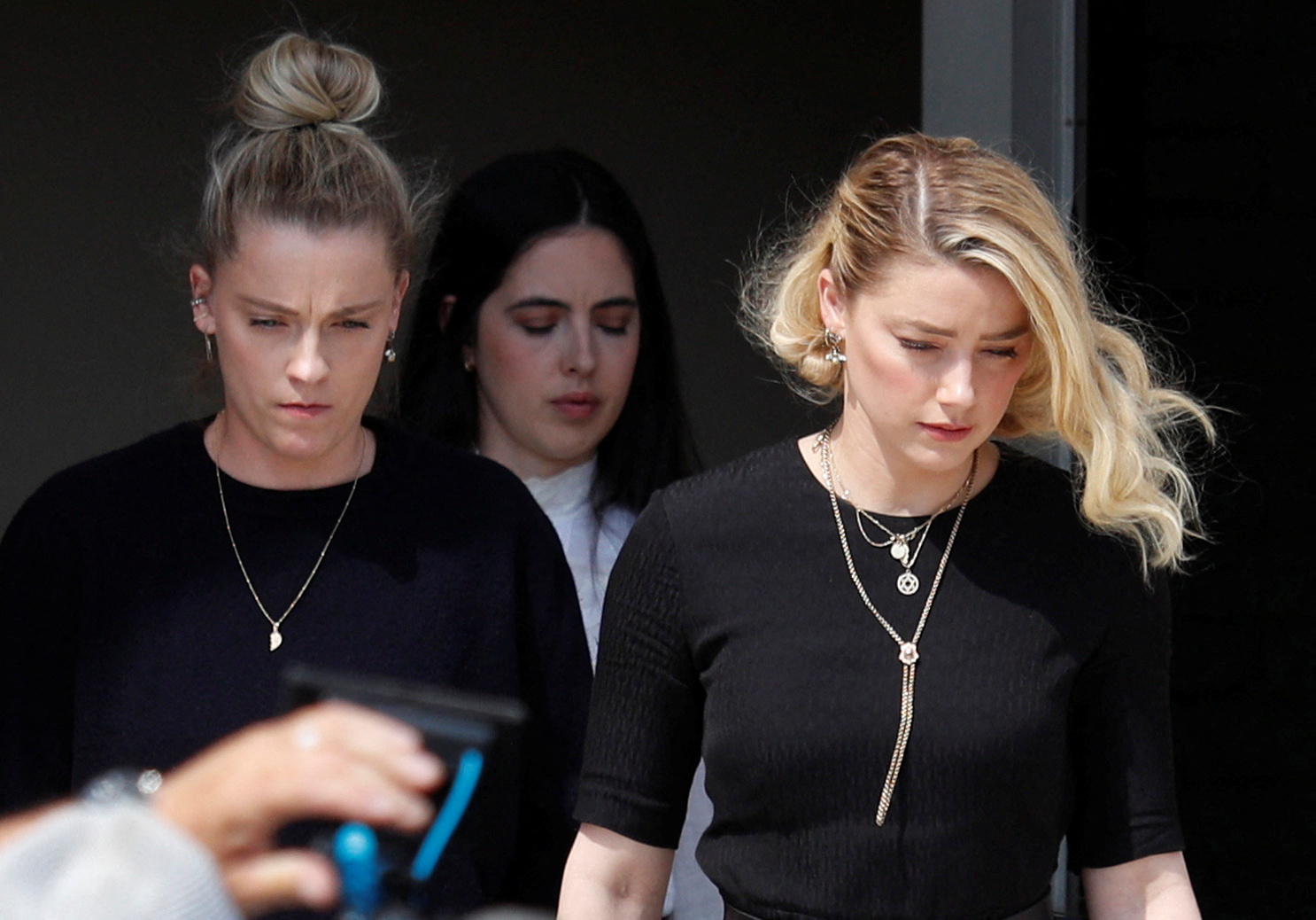 El jurado determinó que Johnny Depp y Amber Heard se difamaron mutuamente (REUTERS/Tom Brenner)