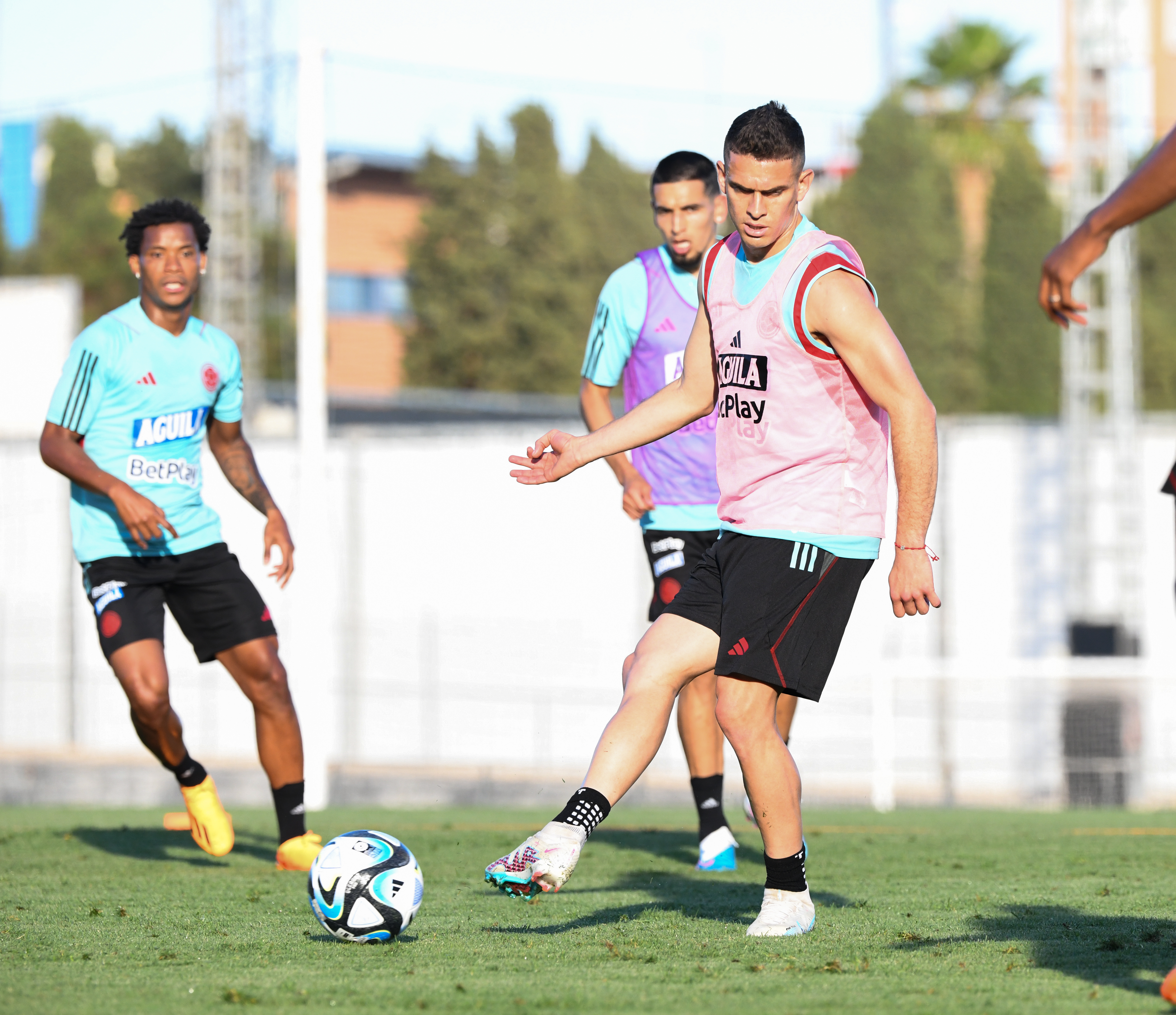 Primer día de entrenamientos de la Selección Colombia en España para los partidos amistosos de junio

(Federación Colombiana de Fútbol)