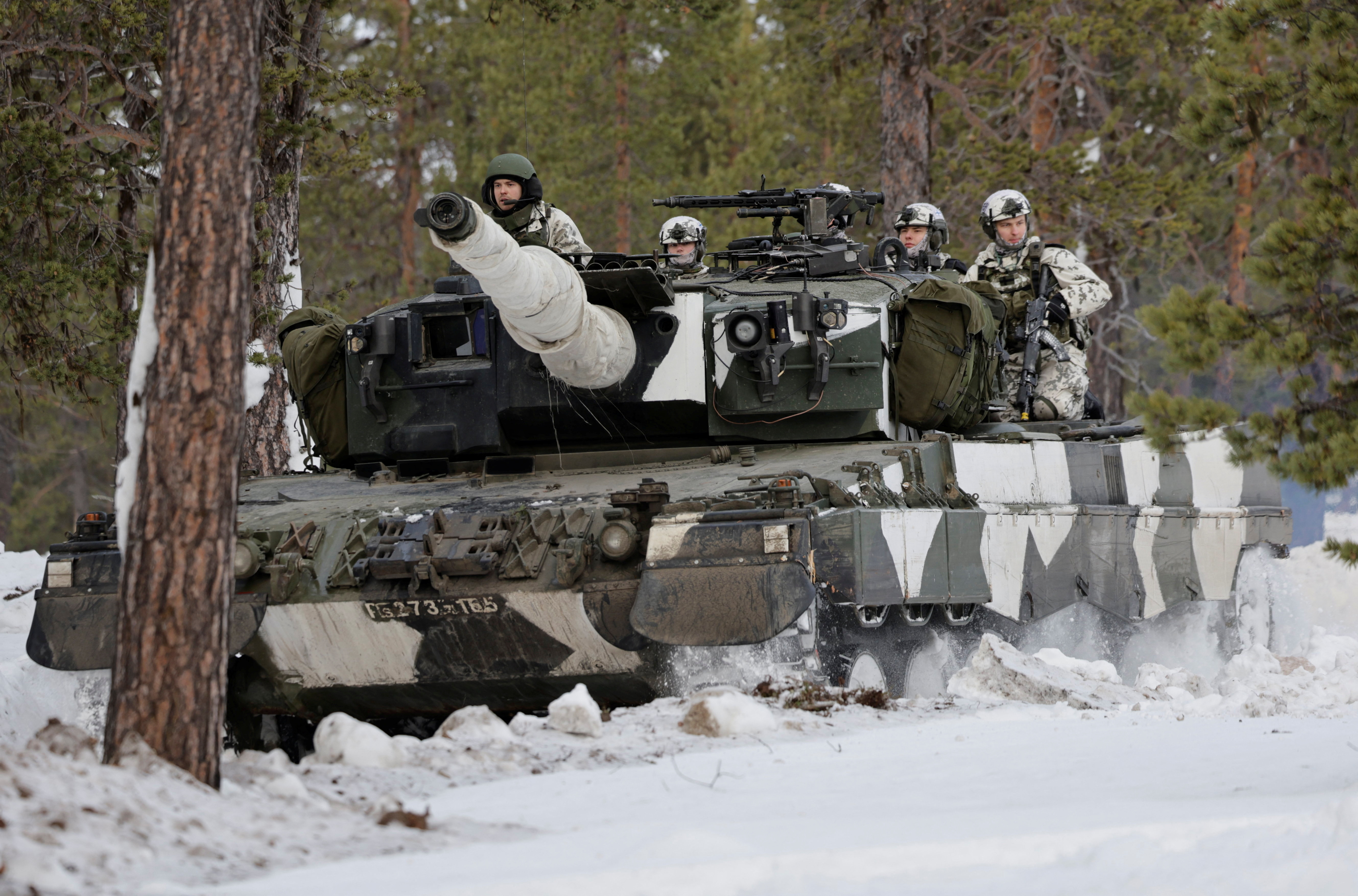 20 buques de guerra y 5.000 soldados: Finlandia inició maniobras navales en el Báltico junto a once aliados de la OTAN