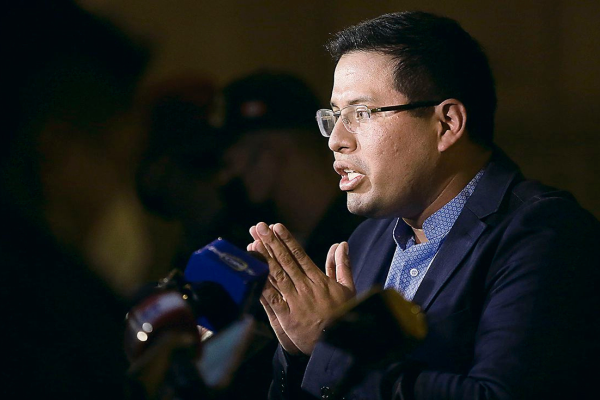 Benji Espinoza renunció a ser abogado del presidente Pedro Castillo y seis horas después cambió de parecer: “Volvemos fortalecidos”