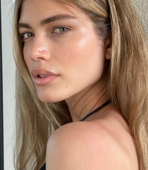 Valentina, modelo transgénero y activista social de Brasil (Foto: Instagram/@valentts)