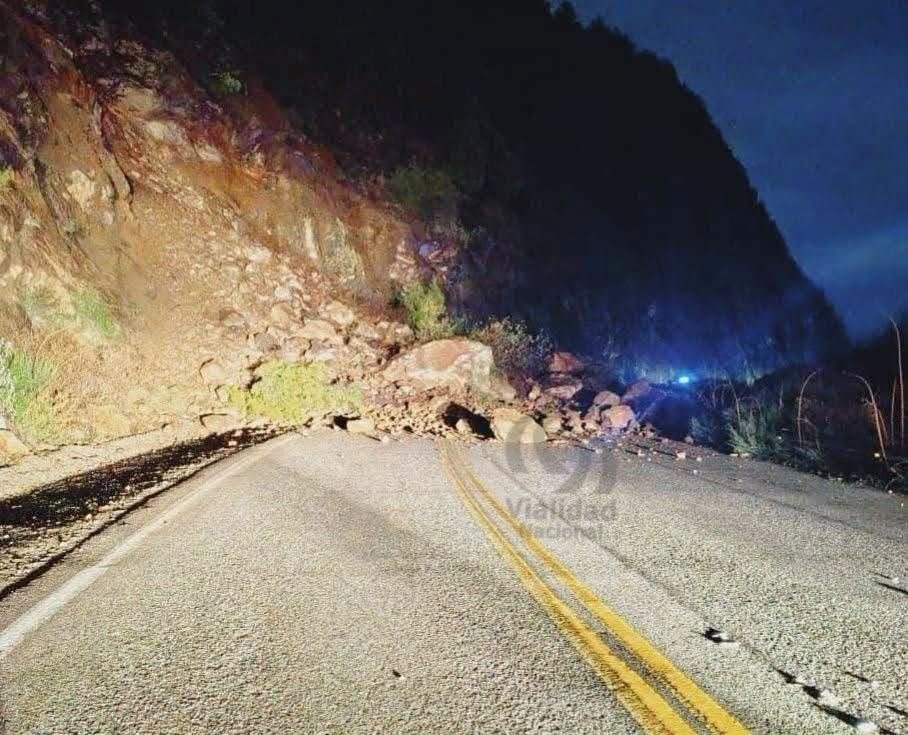 Derrumbe en la Ruta 40 de Neuqu&eacute;n: hay corte total en el tramo de los Siete Lagos 