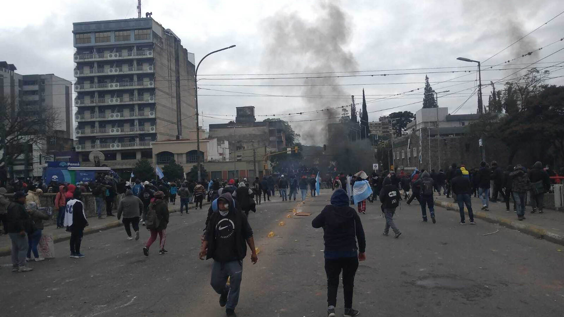 Los enfrentamientos entre policías y manifestantes en Jujuy