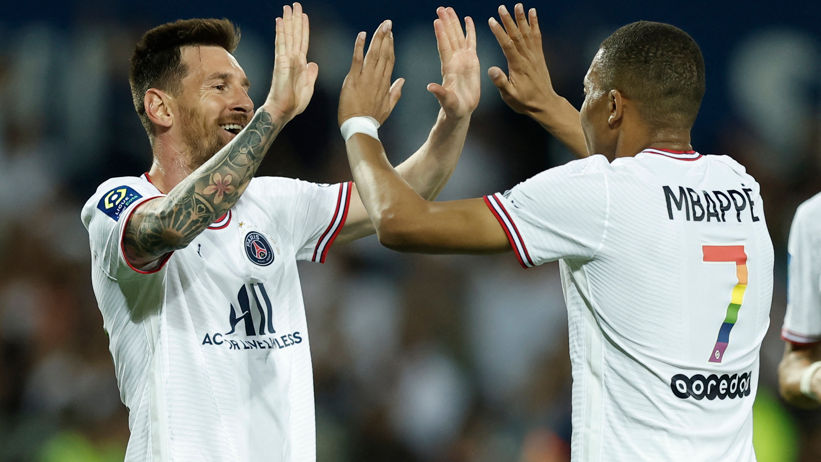 Lionel Messi y Kylian Mbappe forman una ofensiva letal en Europa. Foto: REUTERS/Benoit Tessier