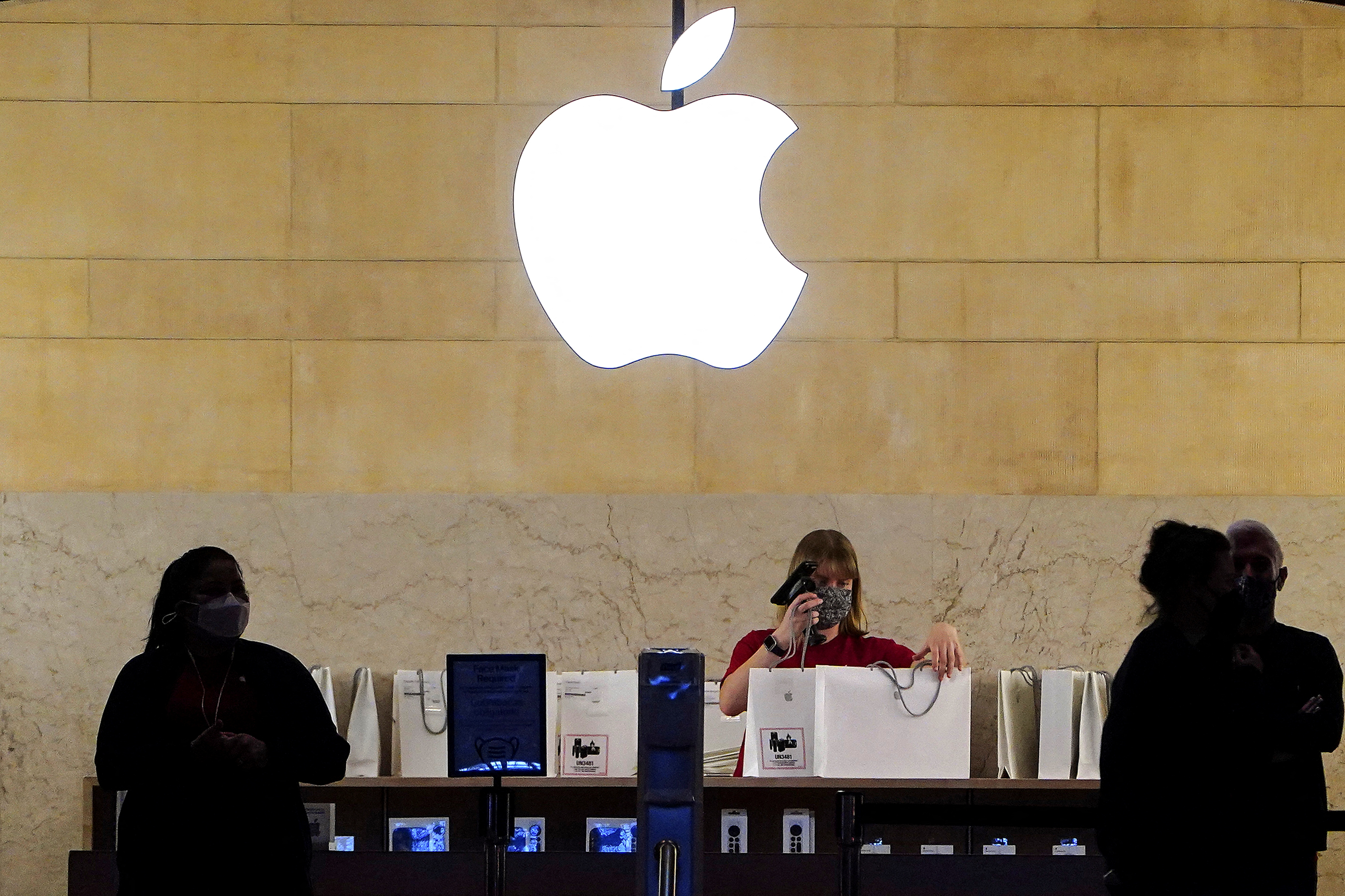 Imagen de una tienda Apple en Nueva York (Foto: REUTERS/Carlo Allegri)