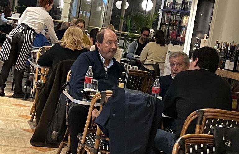 Maximiliano Abad se encontró en un café con Ernesto Sanz y Emilio Monzó luego de la reunión que tuvo con Patricia Bullrich