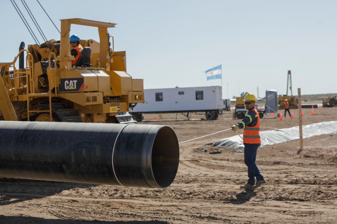 La construcción de oleoductos y gasoductos permitirá el incremento de las exportaciones de la producción de Vaca Muerta. 