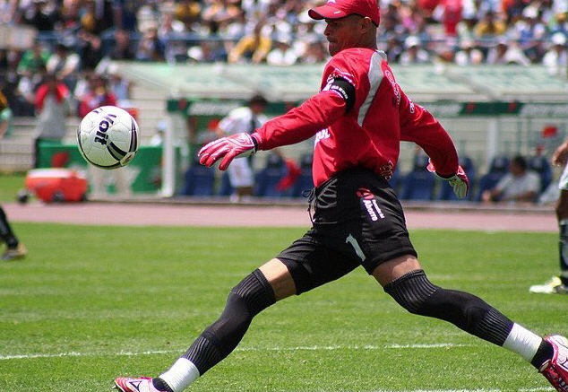 El colombiano Miguel Calero se convirtió en el ícono del fútbol mexicano (Foto: Especial)