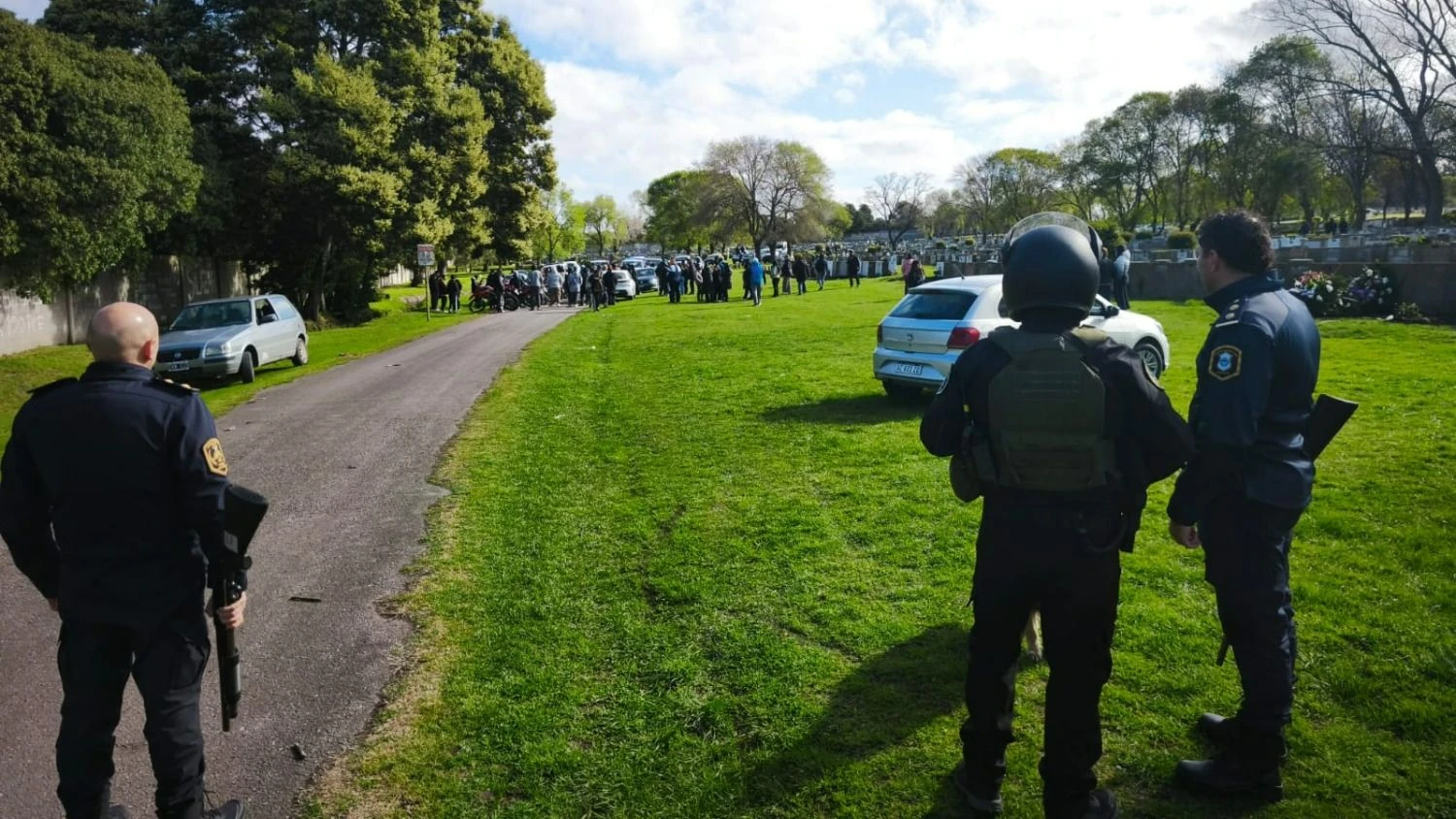 Mar del Plata: una caravana acompañó un cortejo fúnebre, tiraron tiros al aire y la policía secuestró 42 motos