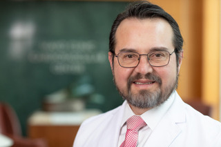 El doctor Francisco López-Jiménez es director de la sección de Cardiología Preventiva de la Clínica Mayo en Rochester, Minnesota (EEUU)