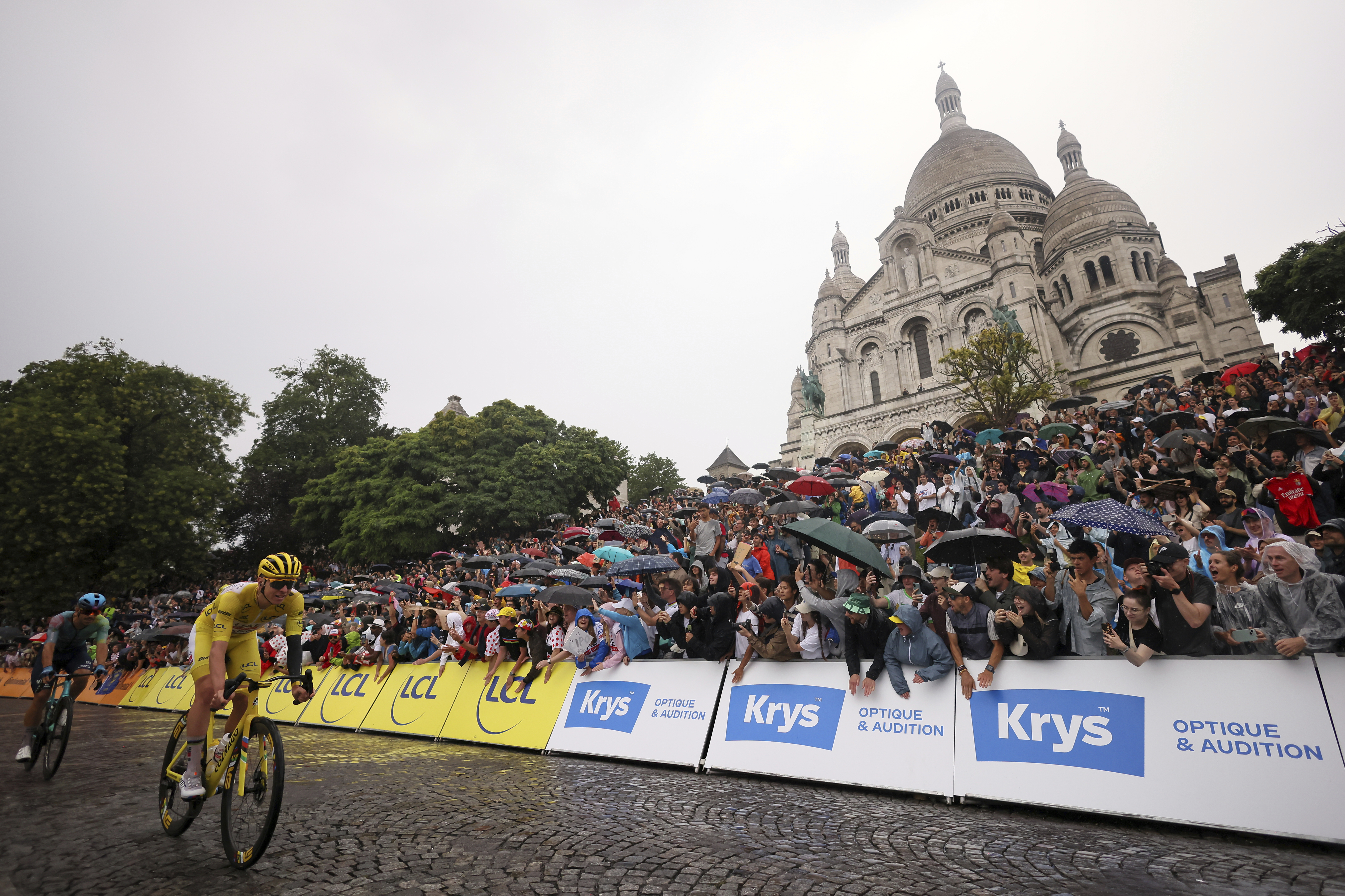 El escándalo de sabotaje en el Tour de France por el que fueron detenidas más de 20 personas 