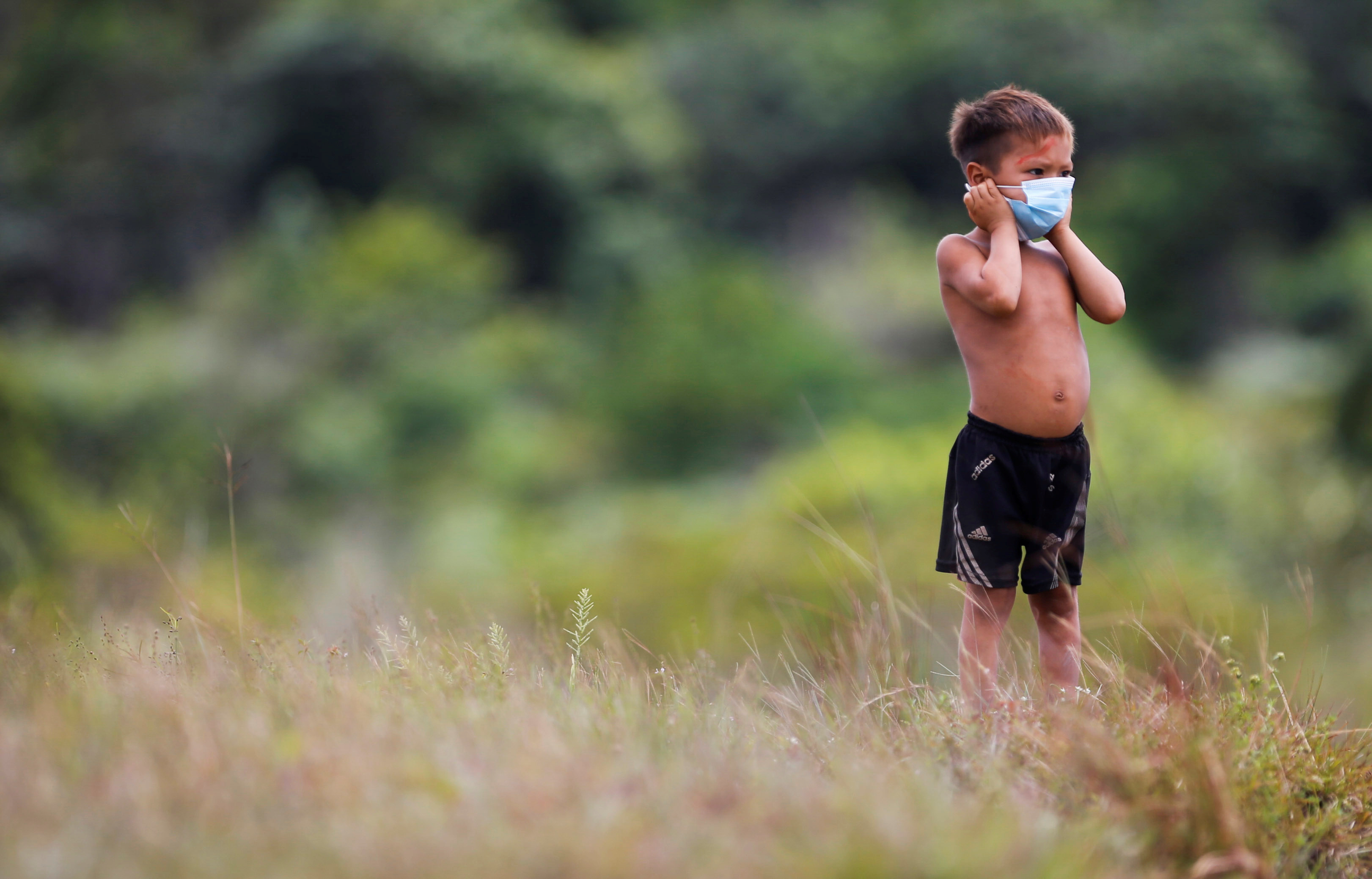 Un niño de la tribu indígena Yanomami en Brasil. Foto: REUTERS/Adriano Machado