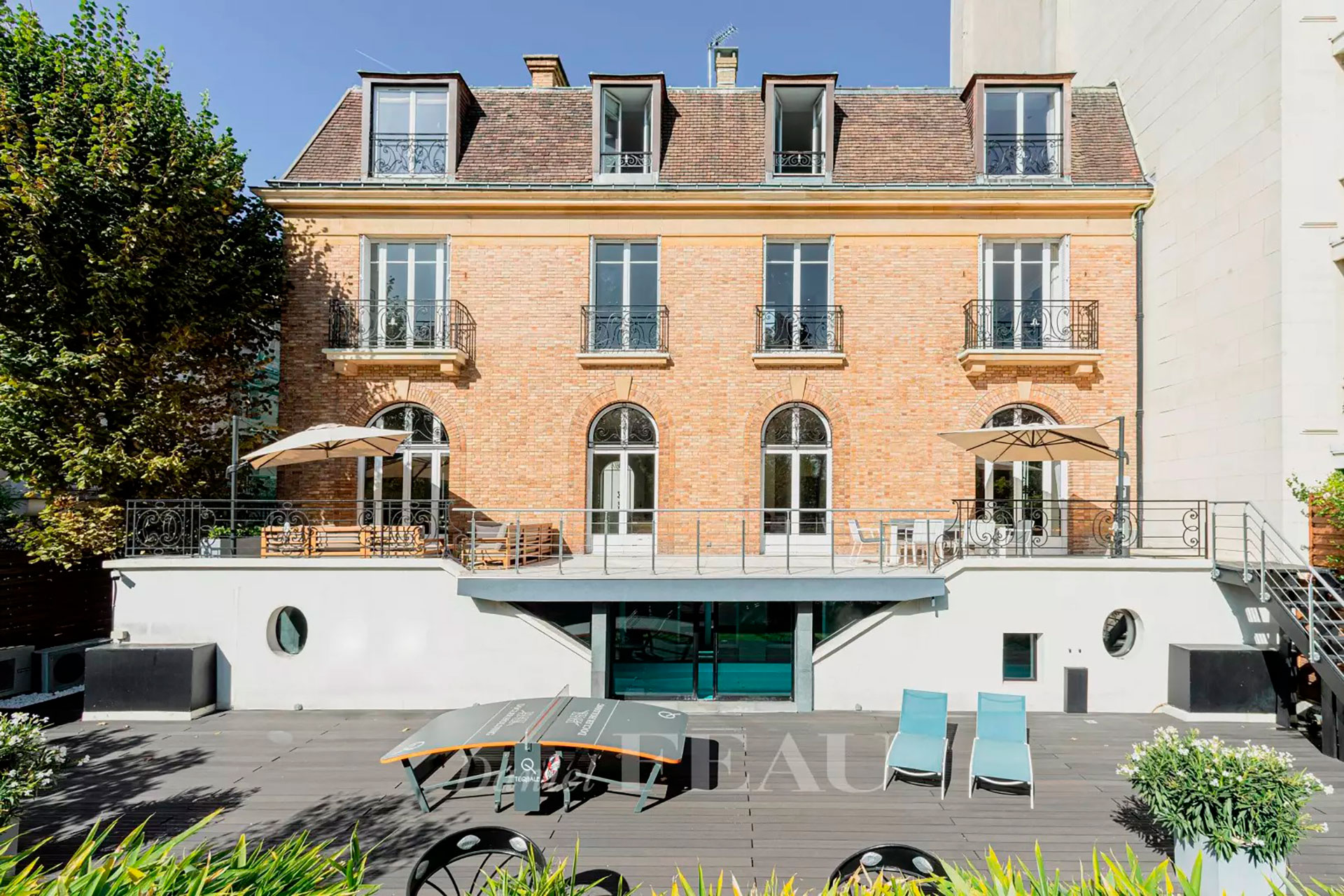 Una de las mansiones que podría elegir Messi se ubica en Neuilly-sur-Seine (Inmobiliaria Daniel Féau)