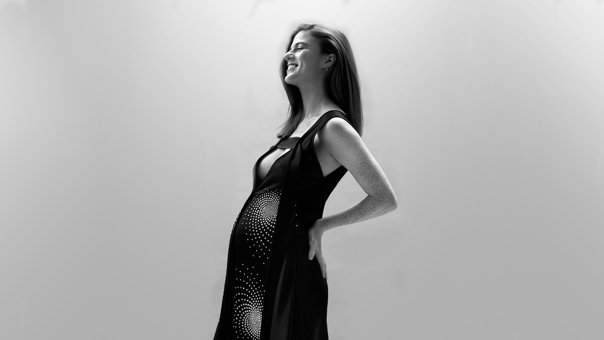 Rose Leslie embarazada en Make Magazine