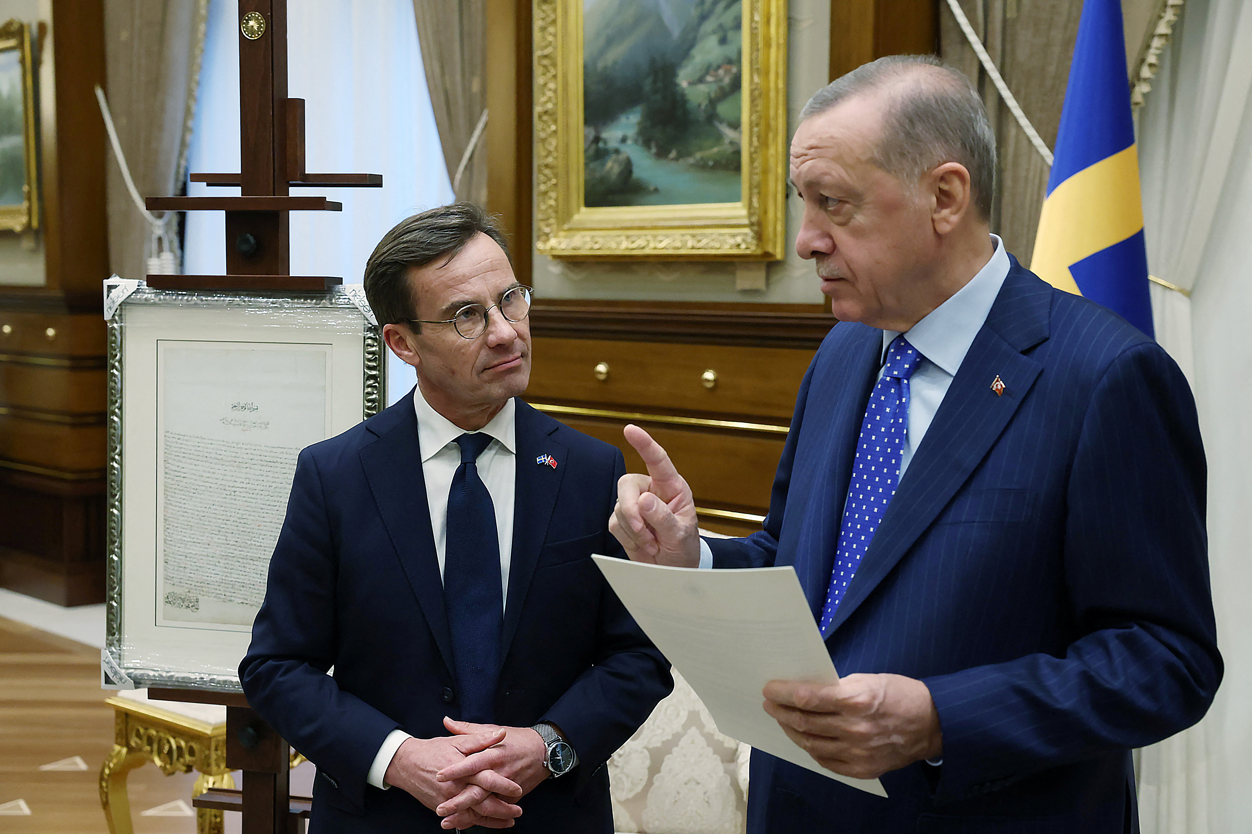 File image of Turkish President Tayyip Erdogan and Swedish Prime Minister Ulf Kristersson (Reuters)