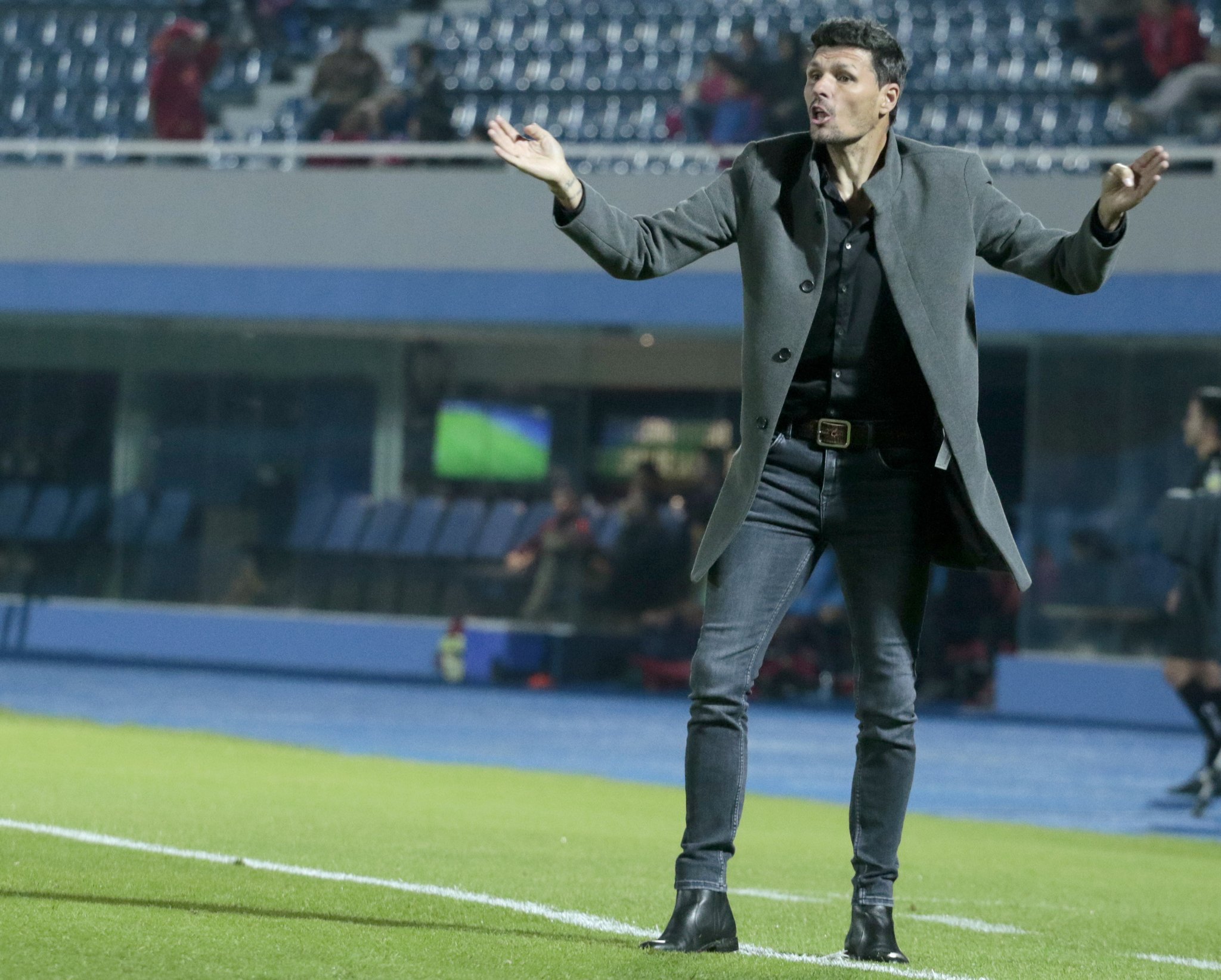 What does Fernando Ortiz need to stay as America's coach - Infobae