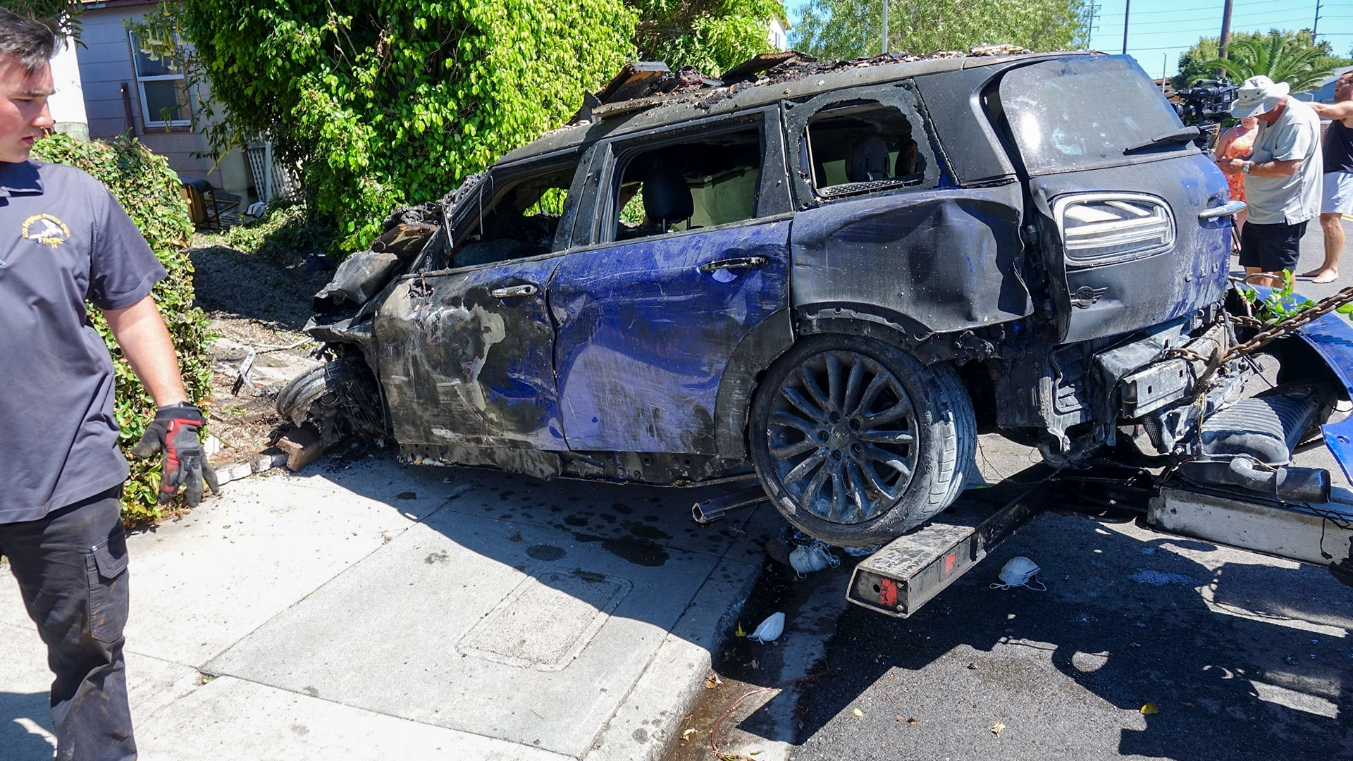 La actriz fue ingresada en el Hospital West Hills el viernes 5 de agosto, cuando su Mini Cooper azul se estrelló contra una vivienda en la zona de Mar Vista y el vehículo acabó envuelto en llamas (Grosby)