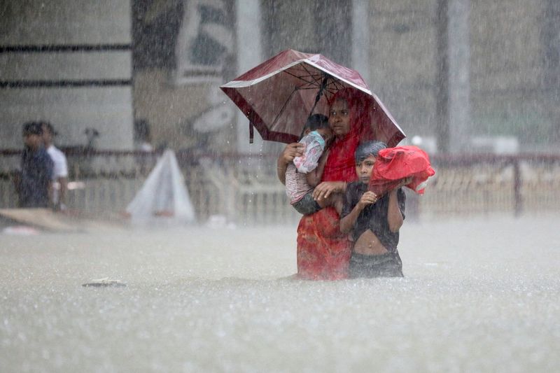 Las inundaciones también son otro de los probelmas a abordar en la conferencia (REUTERS)