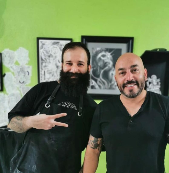Desde Ciudad Guzmán, Jalisco, el tatuador recomendó a Nodal intervenir sus diseños inspirados en Belinda (Foto: Instagram@tanke_rules)