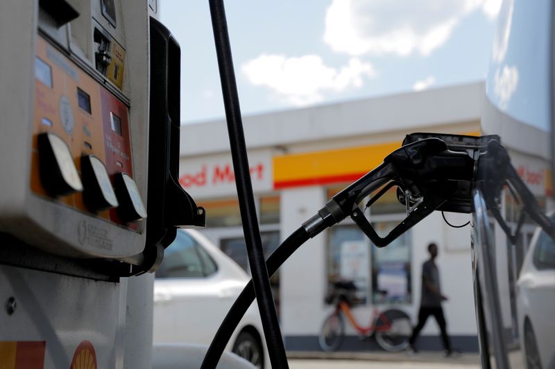Shell anunció el aumento en el precio de combustibles (REUTERS/Andrew Kelly/Archivo)