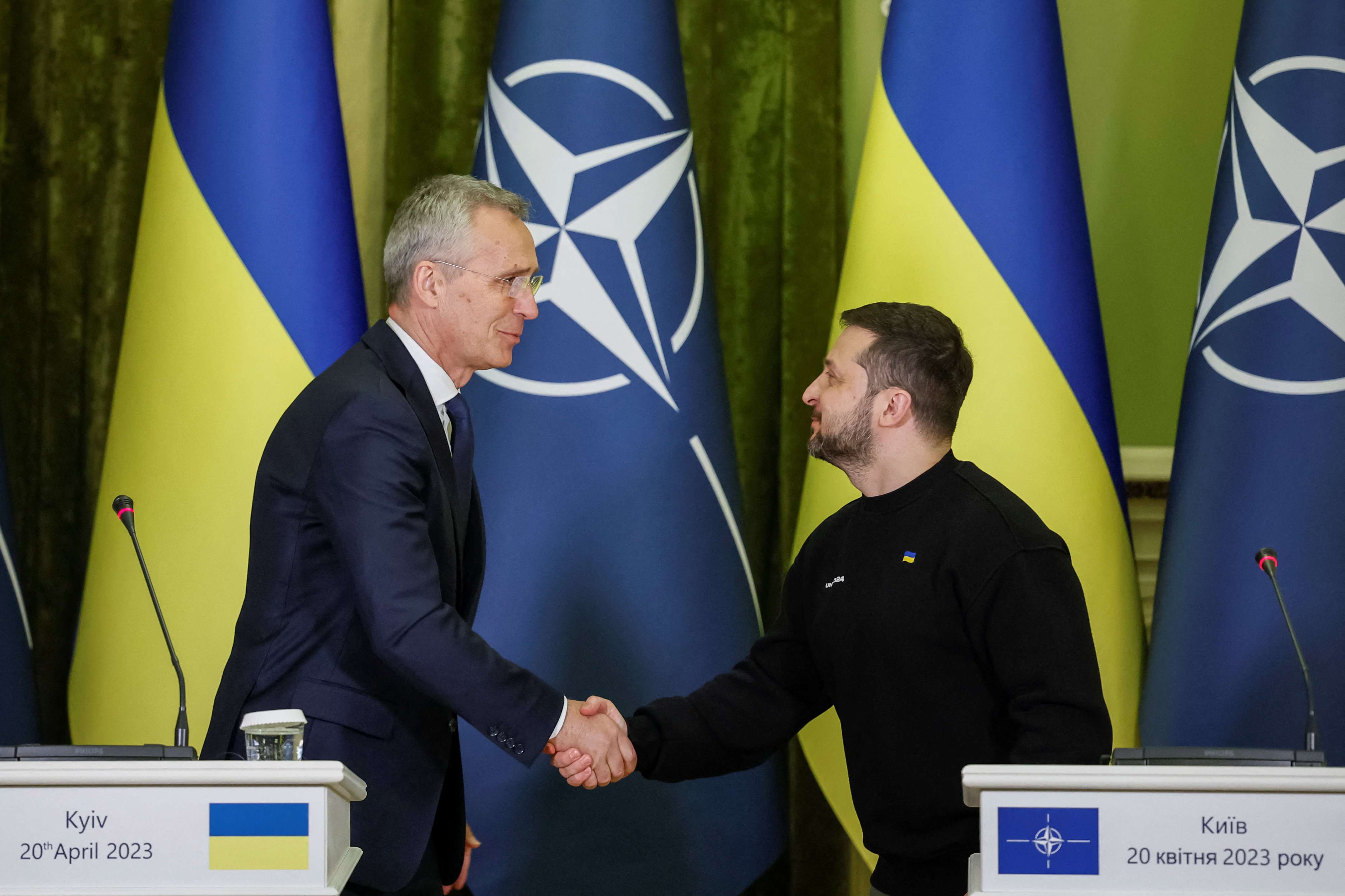 El secretario general de la OTAN está en Kiev y anunció que en julio se tratará el ingreso de Ucrania a la alianza