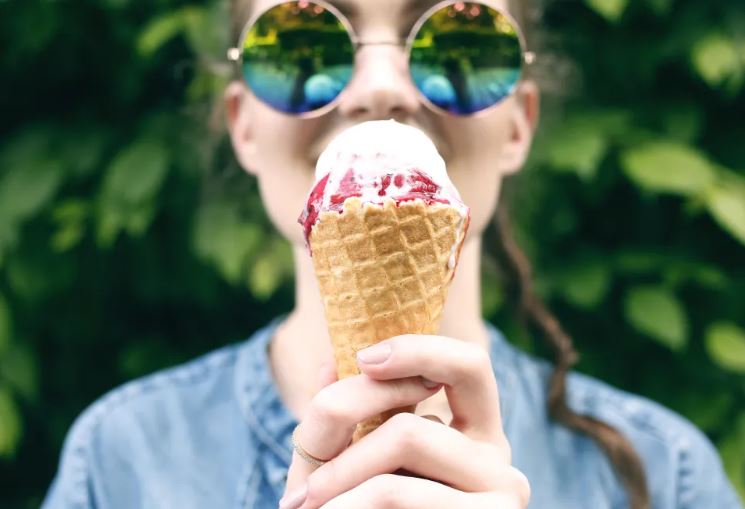 ¿Se dice tomar o comer helado? Foto: Shutterstock.