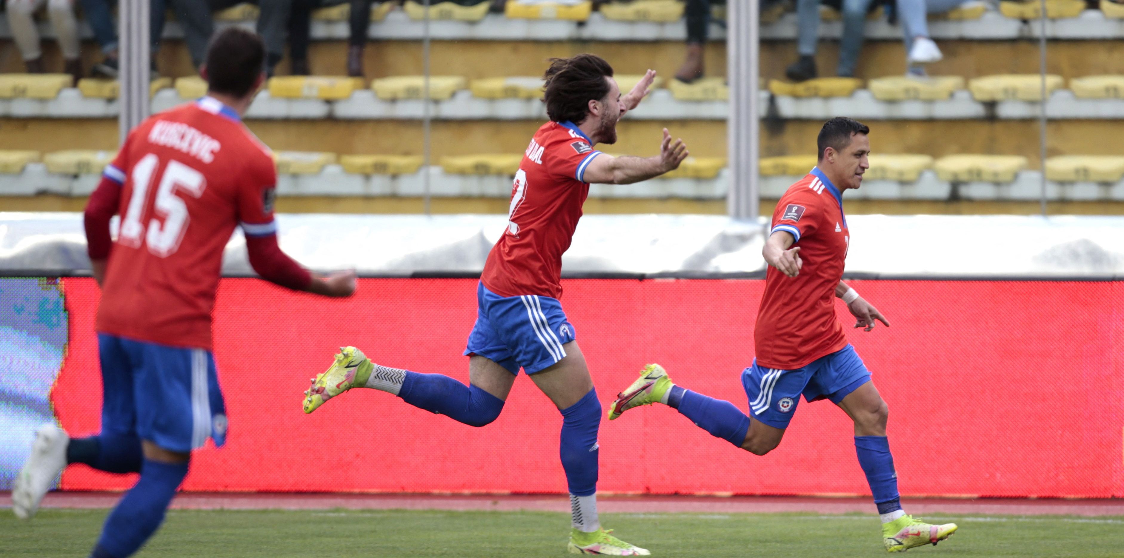 Gol y celebración de Alexis Sánchez en el Bolivia vs Chile por la fecha 16 de las Eliminatorias Qatar 2022 (Foto: Reuters)