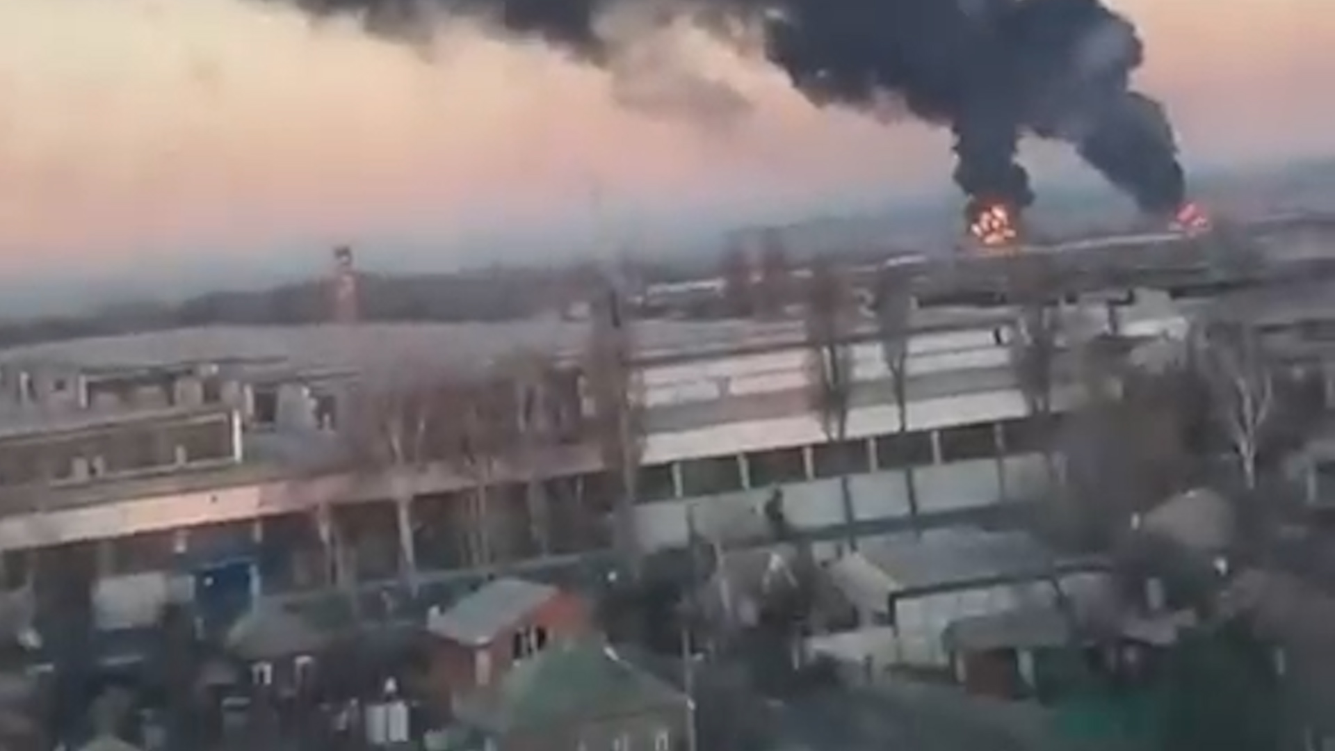 Explosión en el aeropuerto de Chuguev, en Kharkiv, Ucrania