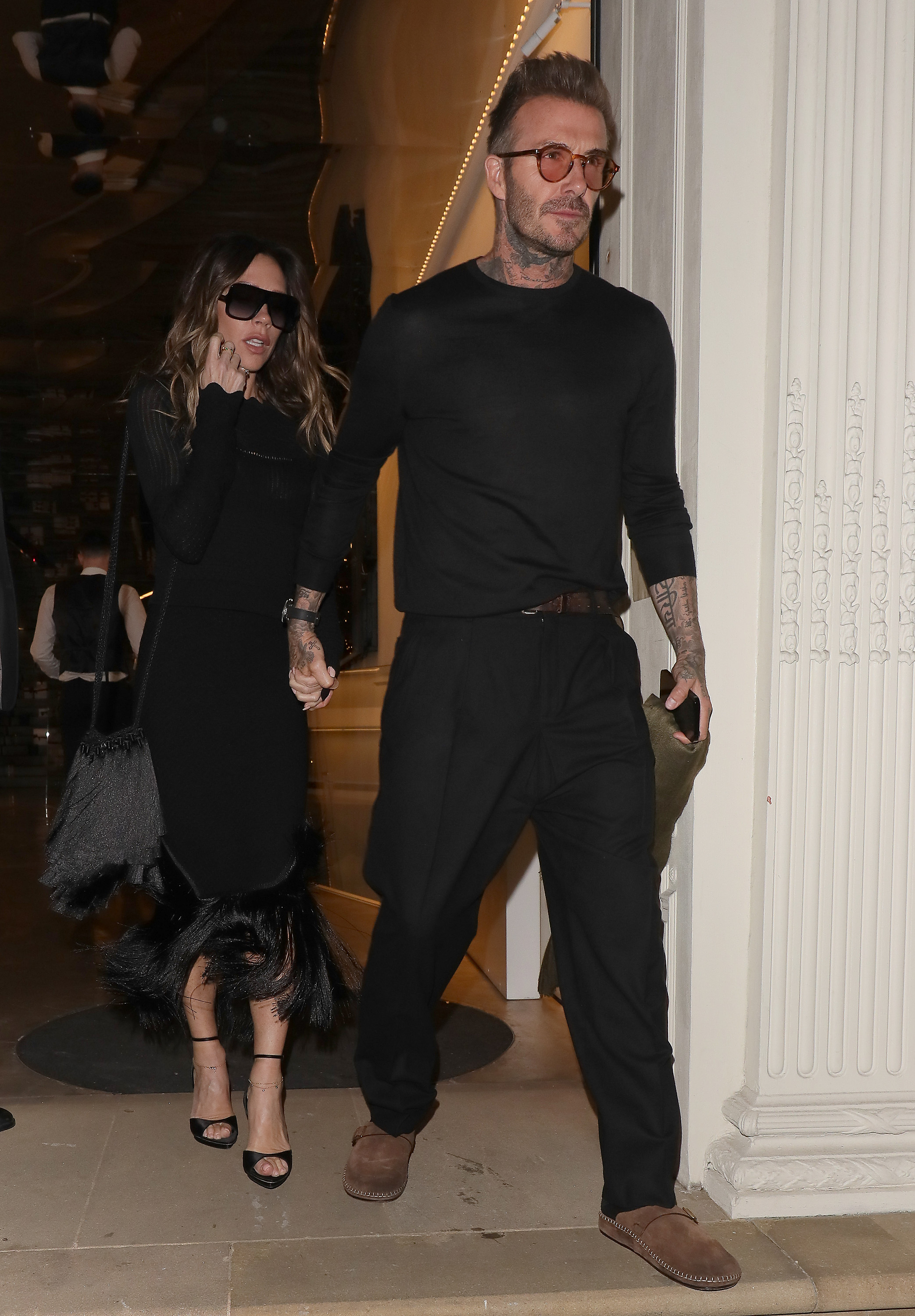 David Beckham acompañó a su esposa Victoria a la fiesta de Navidad de su local en Mayfair. Tras ello, viajó de inmediato a Qatar para continuar con sus obligaciones como embajador del evento más importante del fútbol