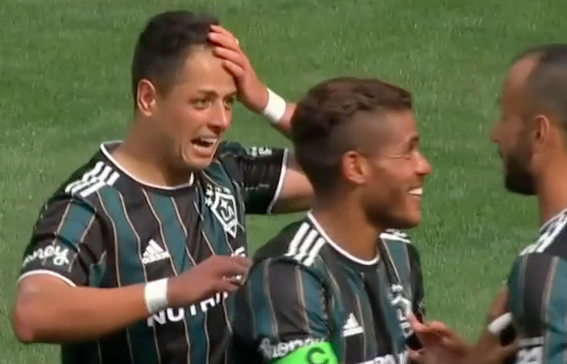 Javier Chicharito Hernández marcó un triplete en la MLS con LA Galaxy vs NY Red Bulls (Foto: Captura de pantalla/ESPN)