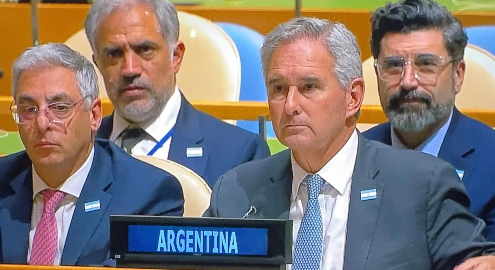 Quirno reclam&oacute; el cese de la explotaci&oacute;n brit&aacute;nica y pidi&oacute; negociar por Malvinas tras la advertencia de Burnham