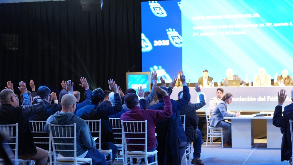 Tres claves para entender por qué sube el dólar