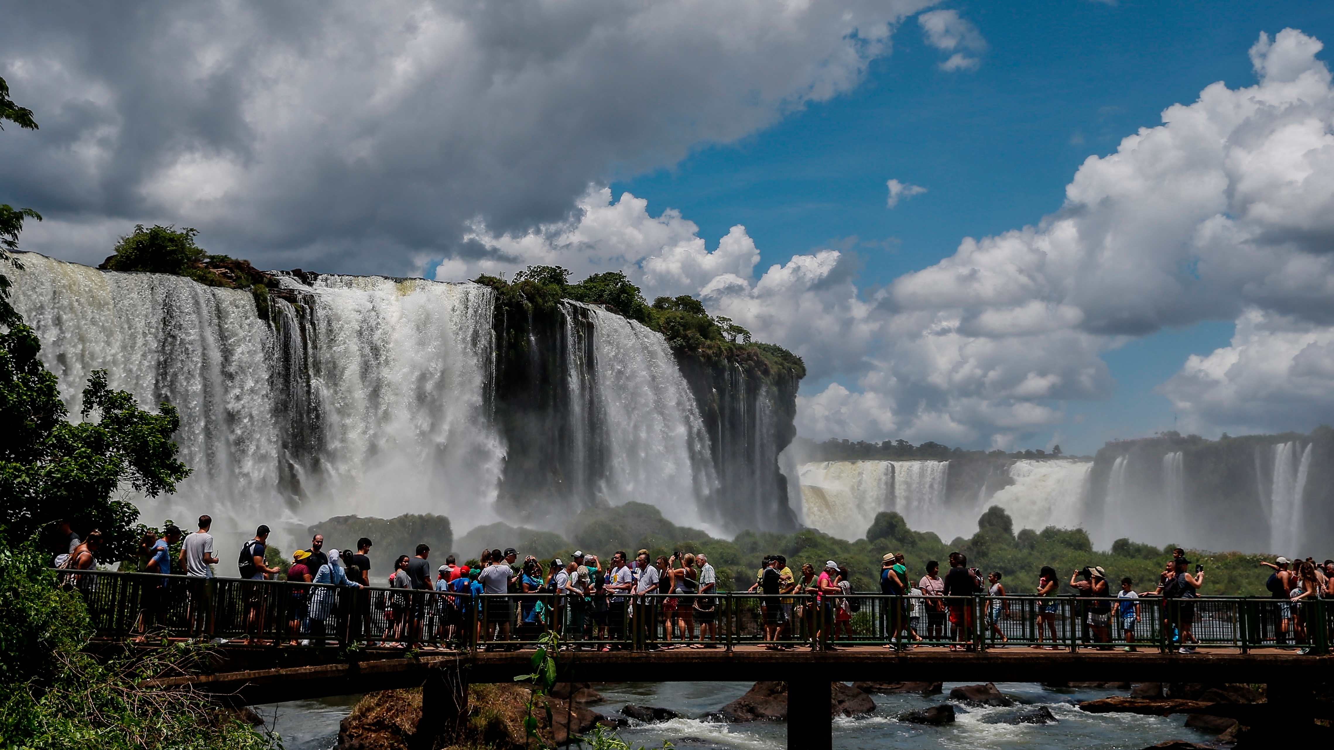 En Iguazú, hogar de las imponentes Cataratas del mismo nombre, se registró una ocupación del 92 por ciento. (EFE/Juan Ignacio Roncoroni)
