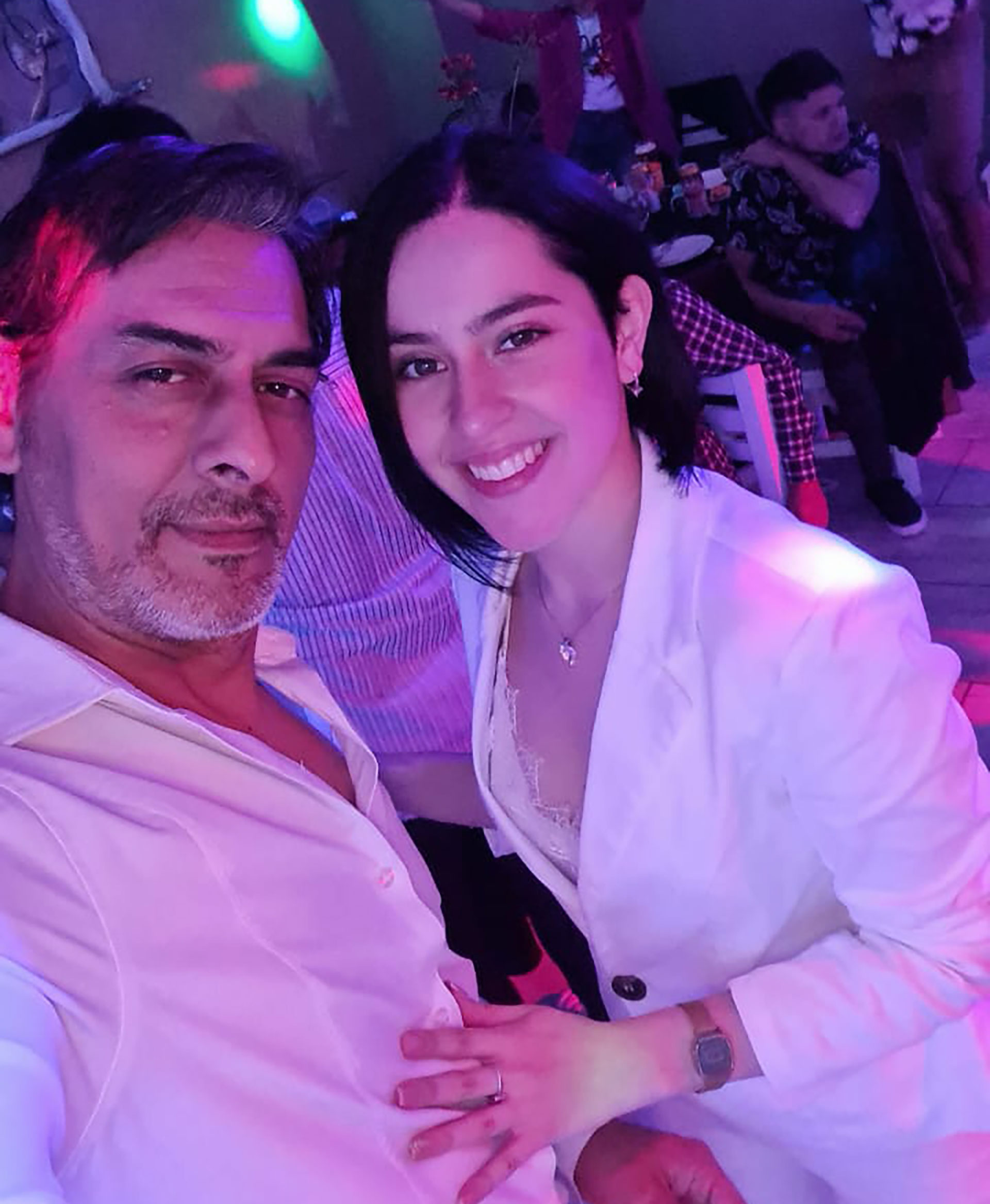 Las parejas swinger se casan? Conocé la historia de Abigail y Matías y las 6 reglas de su propio acuerdo imagen imagen Foto