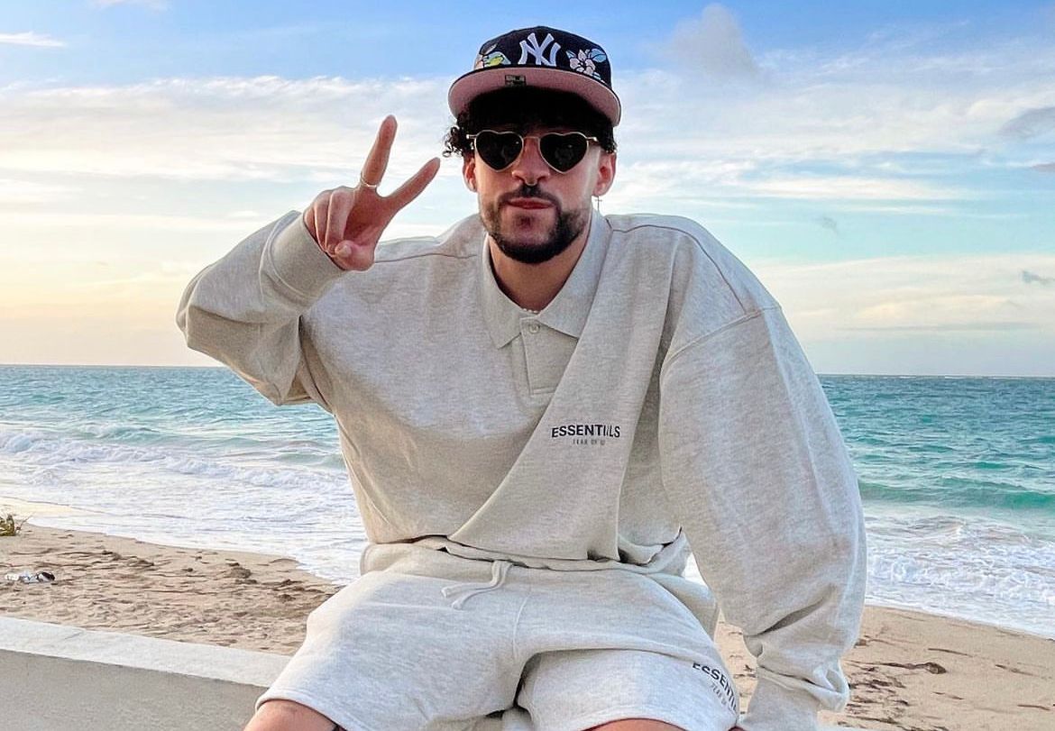Bad Bunny lleva las playas a un concierto estadounidense. El artista realizó un show que dejó a todos sus fans con la boca abierta. Instagram:@badbunnyprb