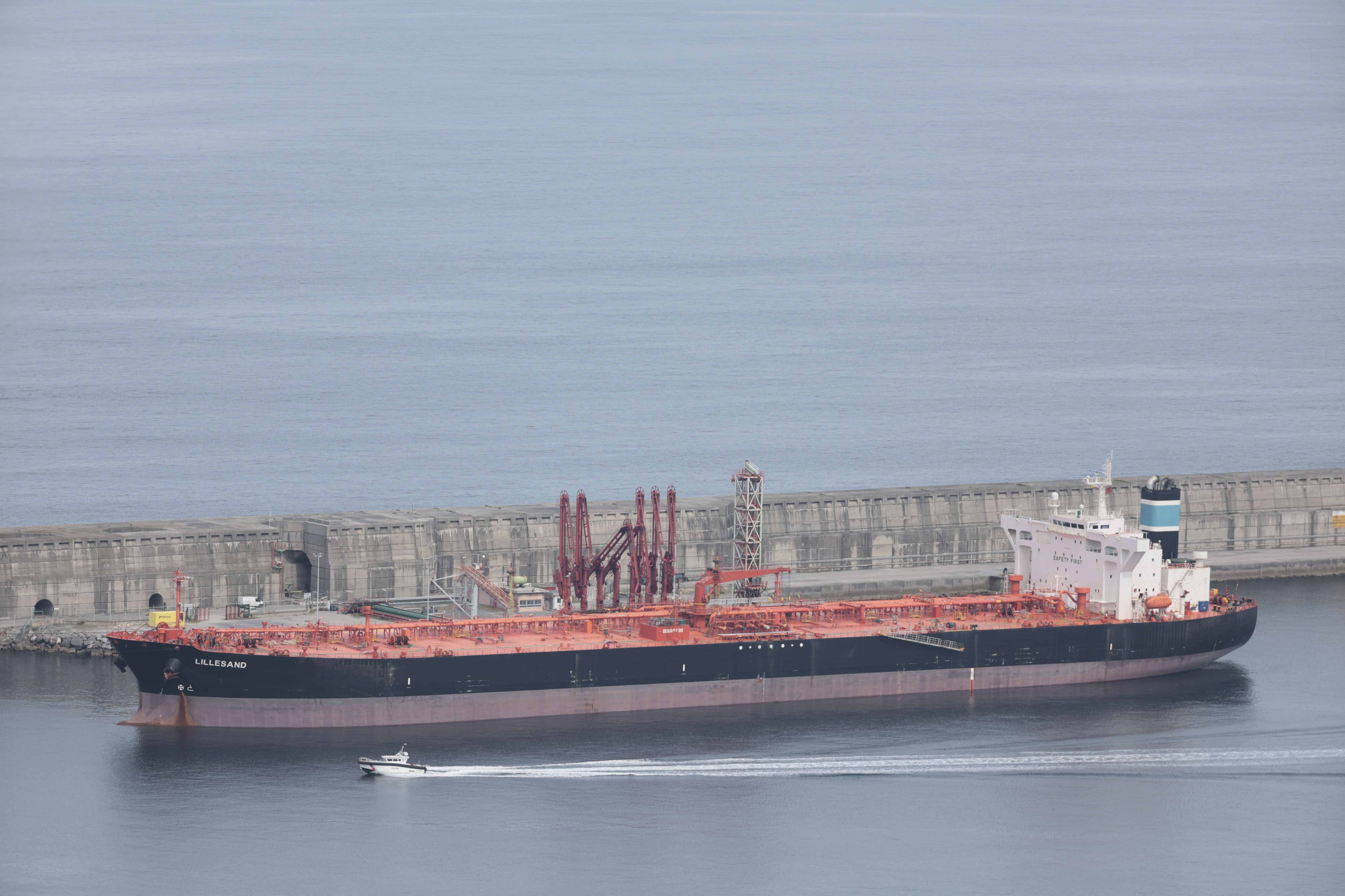 El petr&oacute;leo cay&oacute; por tercera jornada consecutiva por la expectativa de una reanudaci&oacute;n parcial del principal oleoducto saud&iacute;