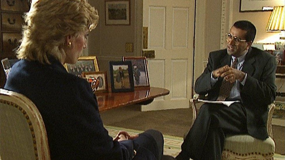 Un momento de la entrevista de Lady Diana con Martin Bashir para el programa de BBC "Panorama" en 1995