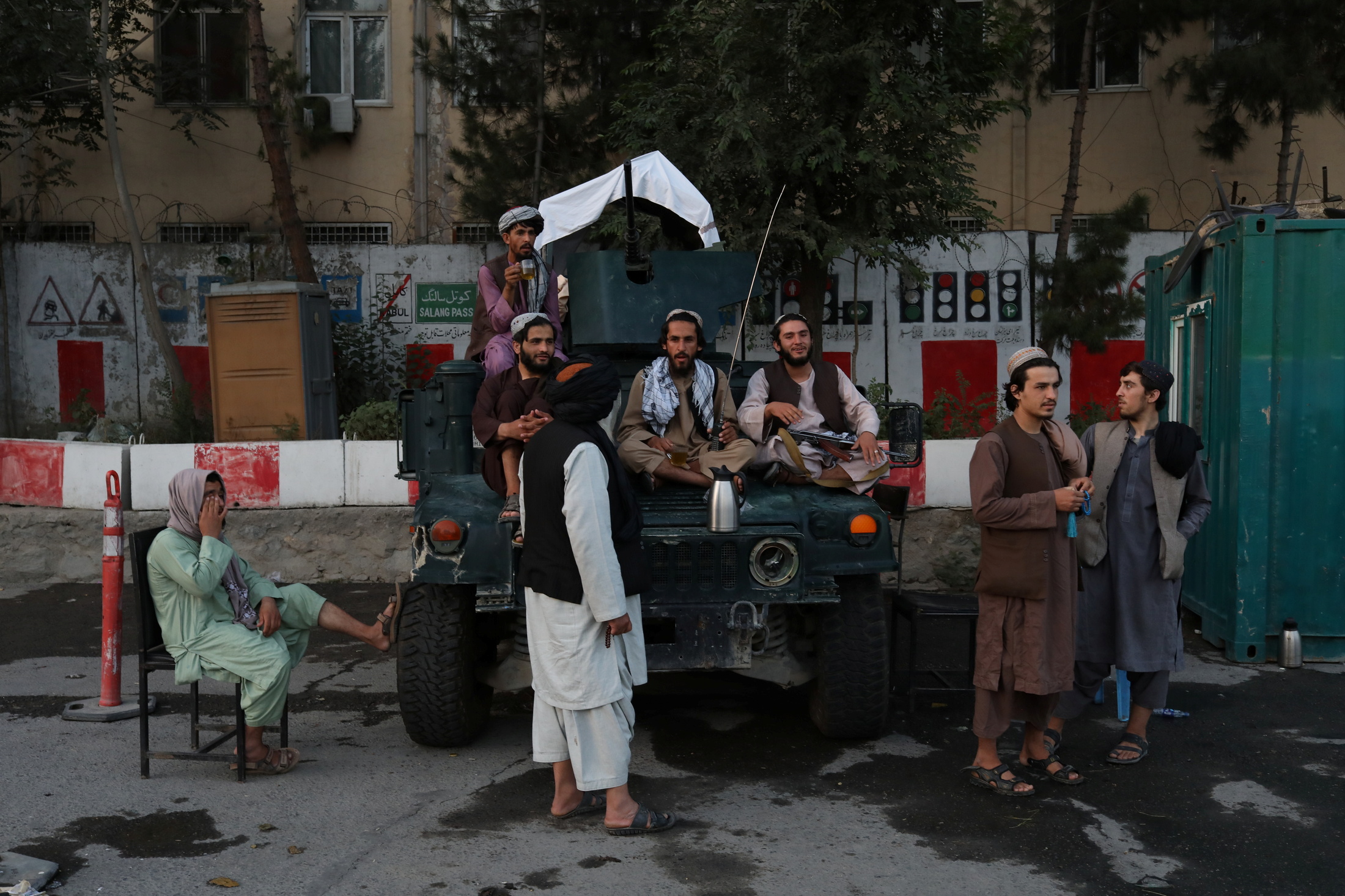 Soldados talibanes en las calles de Kabul, Afganistán (Foto:  REUTERS)