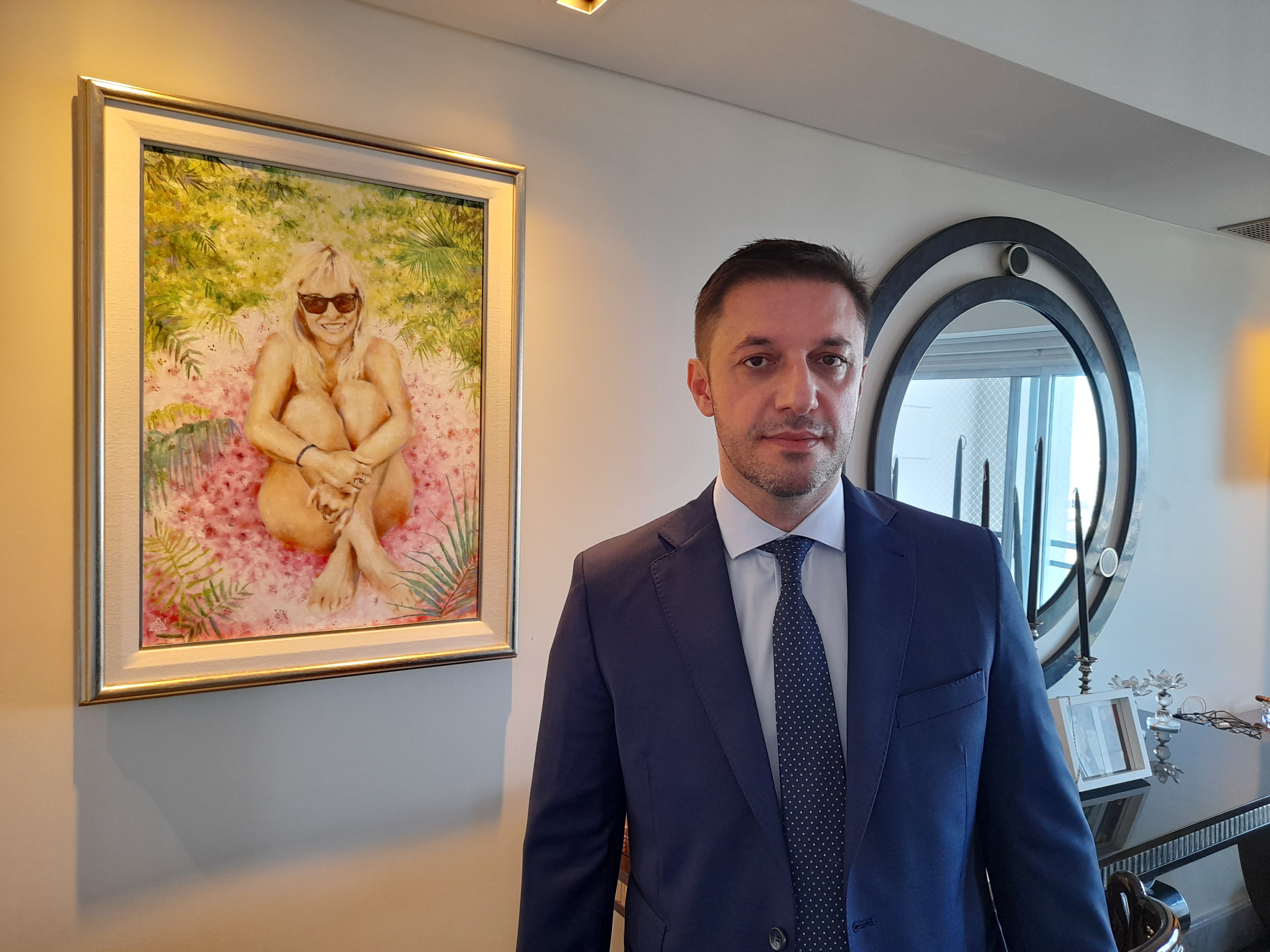 El abogado Matías Morla representa a la viuda.